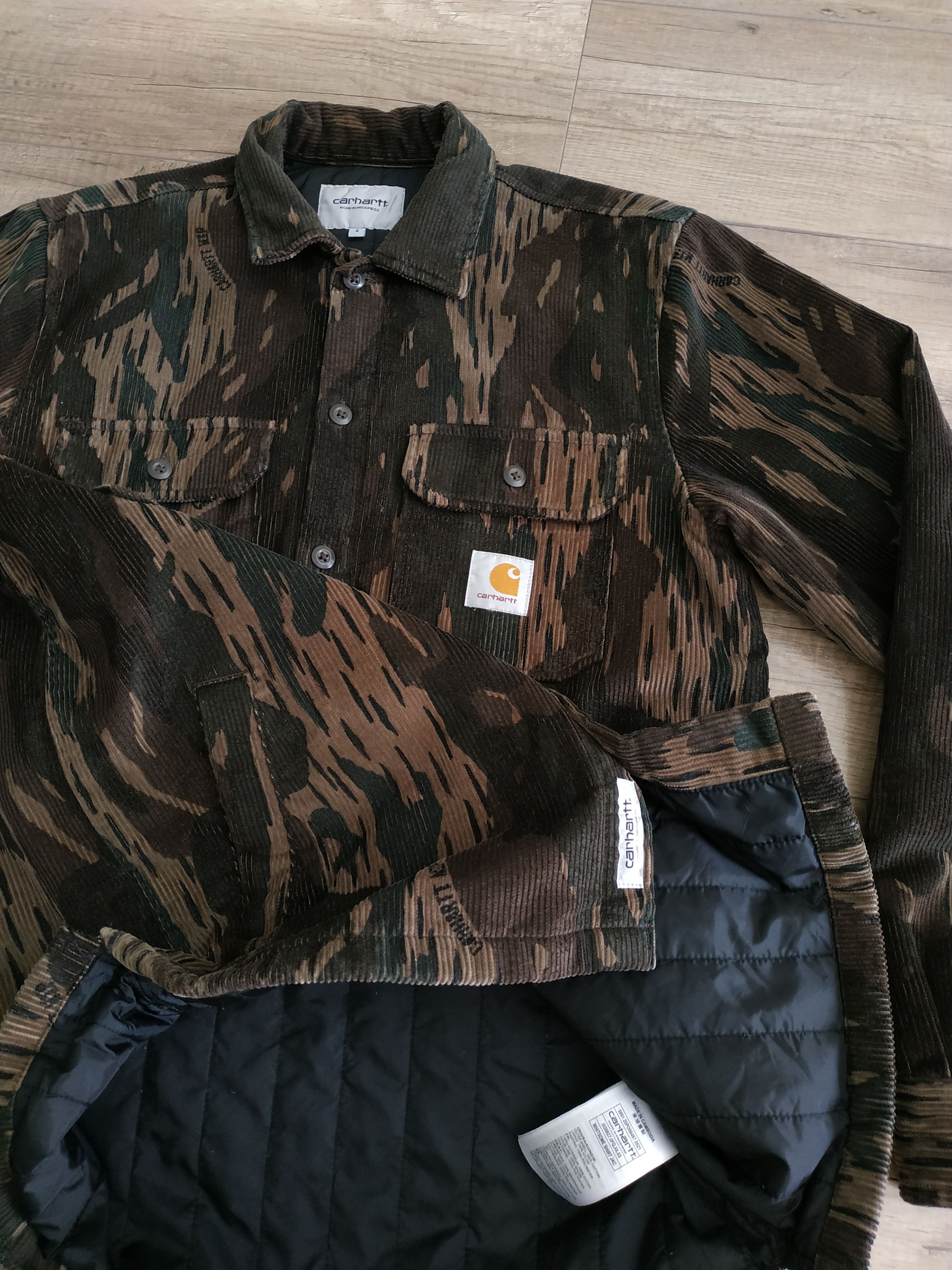 CARHARTT WIP Men's Button Up Camo Jacket, SMALL