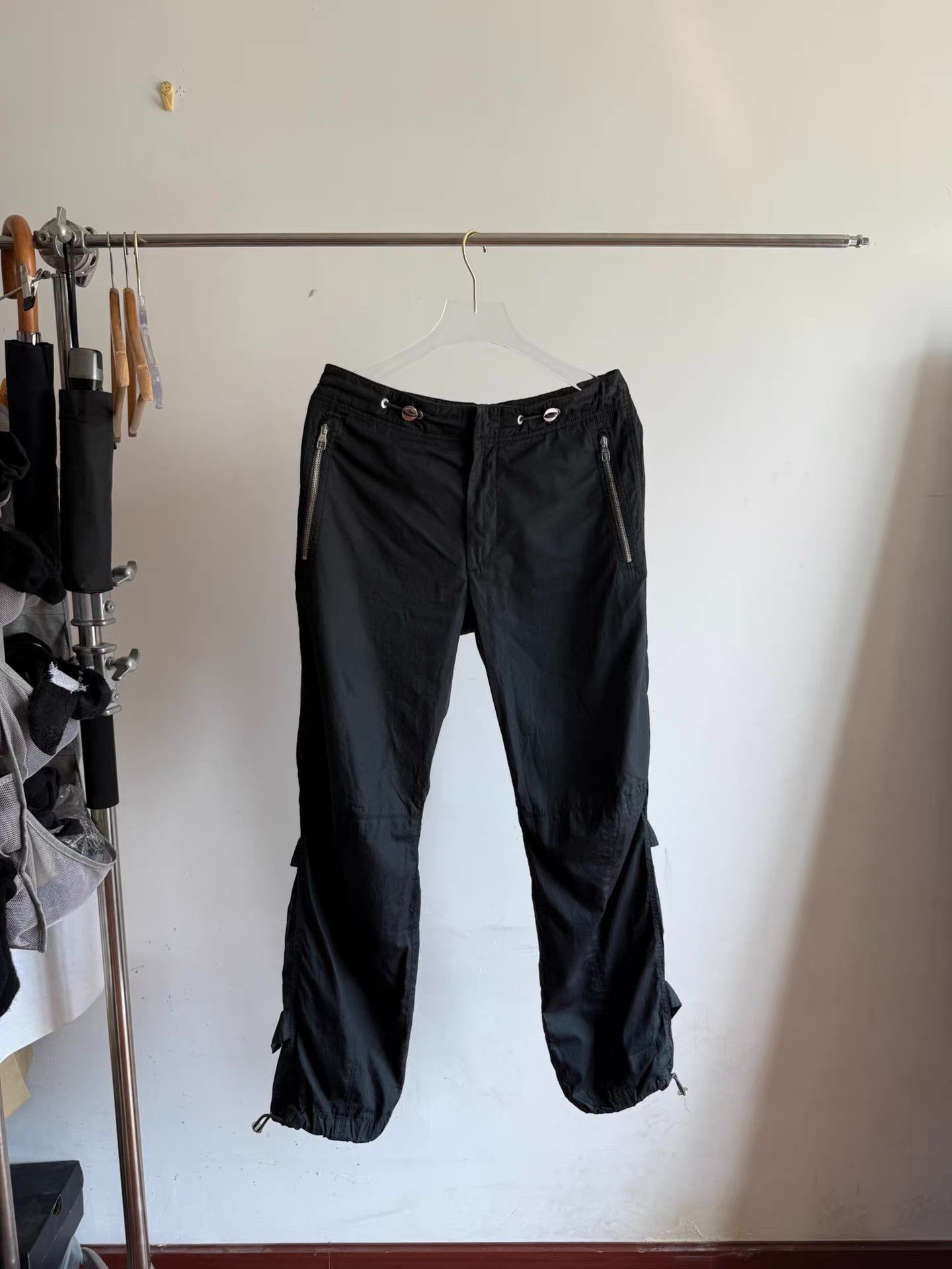 Louis Vuitton Louis Vuitton LV Parachute Pants。 Q17 Size US 34 / EU 50 - 1 Thumbnail