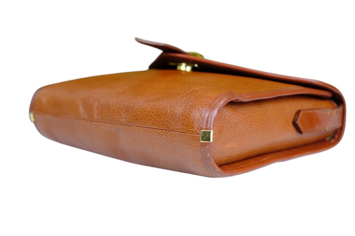 Yves Saint Laurent Authentic vintage YSL shoulder bag brown leather Size ONE SIZE - 13 Thumbnail