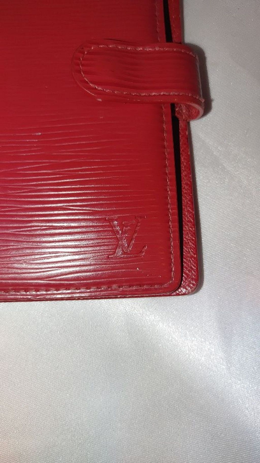 Louis Vuitton Louis Vuitton Red Epi Leather Wallet Size ONE SIZE - 4 Thumbnail