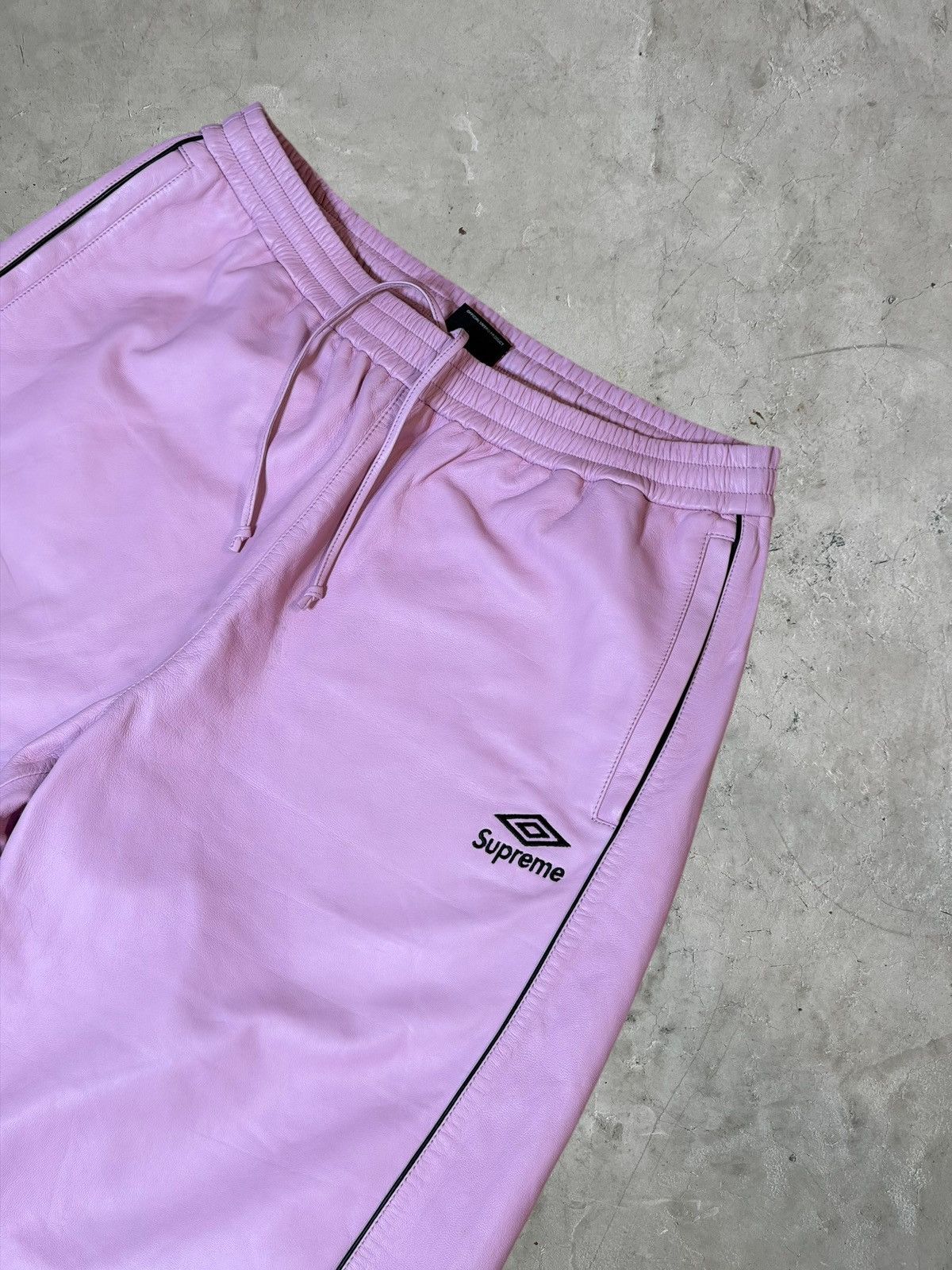 Supreme Supreme x Umbro Leather Track Pants Size US 36 / EU 52 - 5 Thumbnail