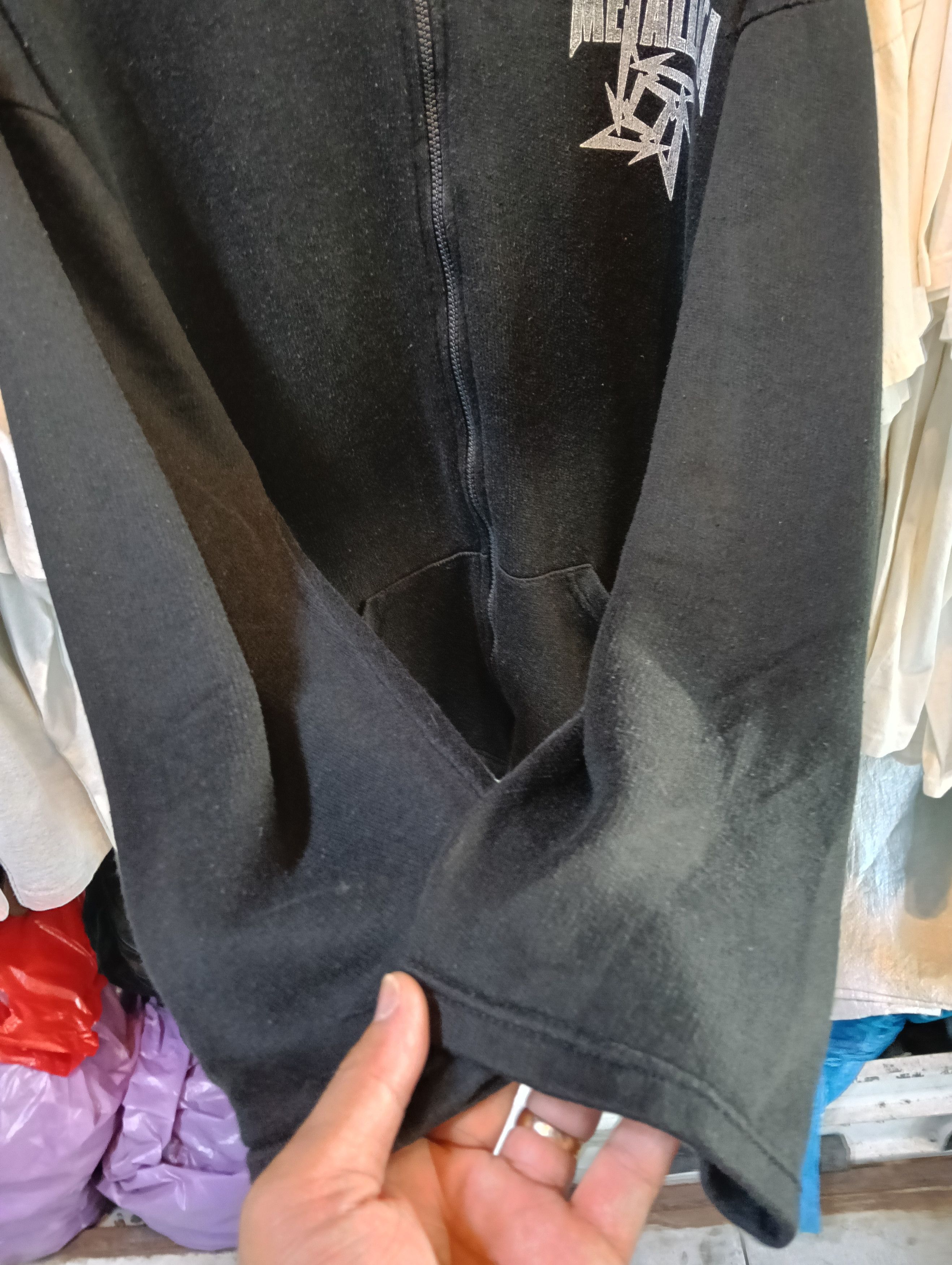 Vintage Metallica hoodie vintage t shirt size XL. Size US XL / EU 56 / 4 - 9 Thumbnail