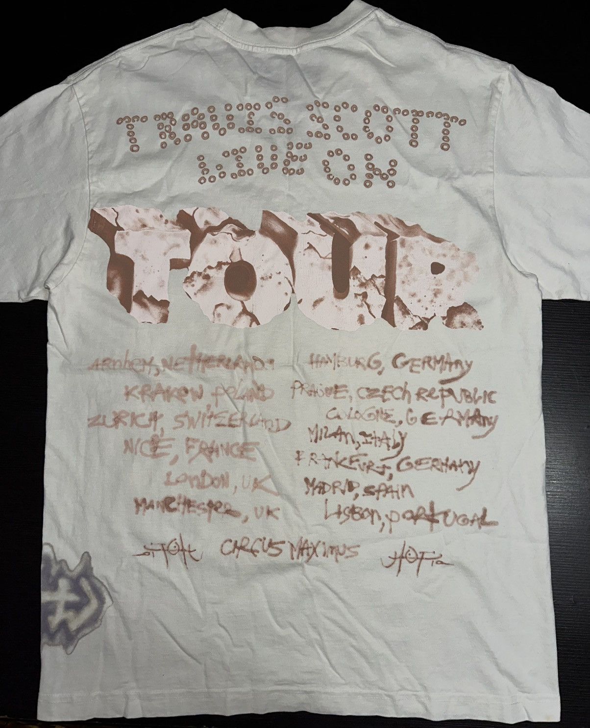 Travis Scott Travis scott utopia tour Size US M / EU 48-50 / 2 - 3 Thumbnail