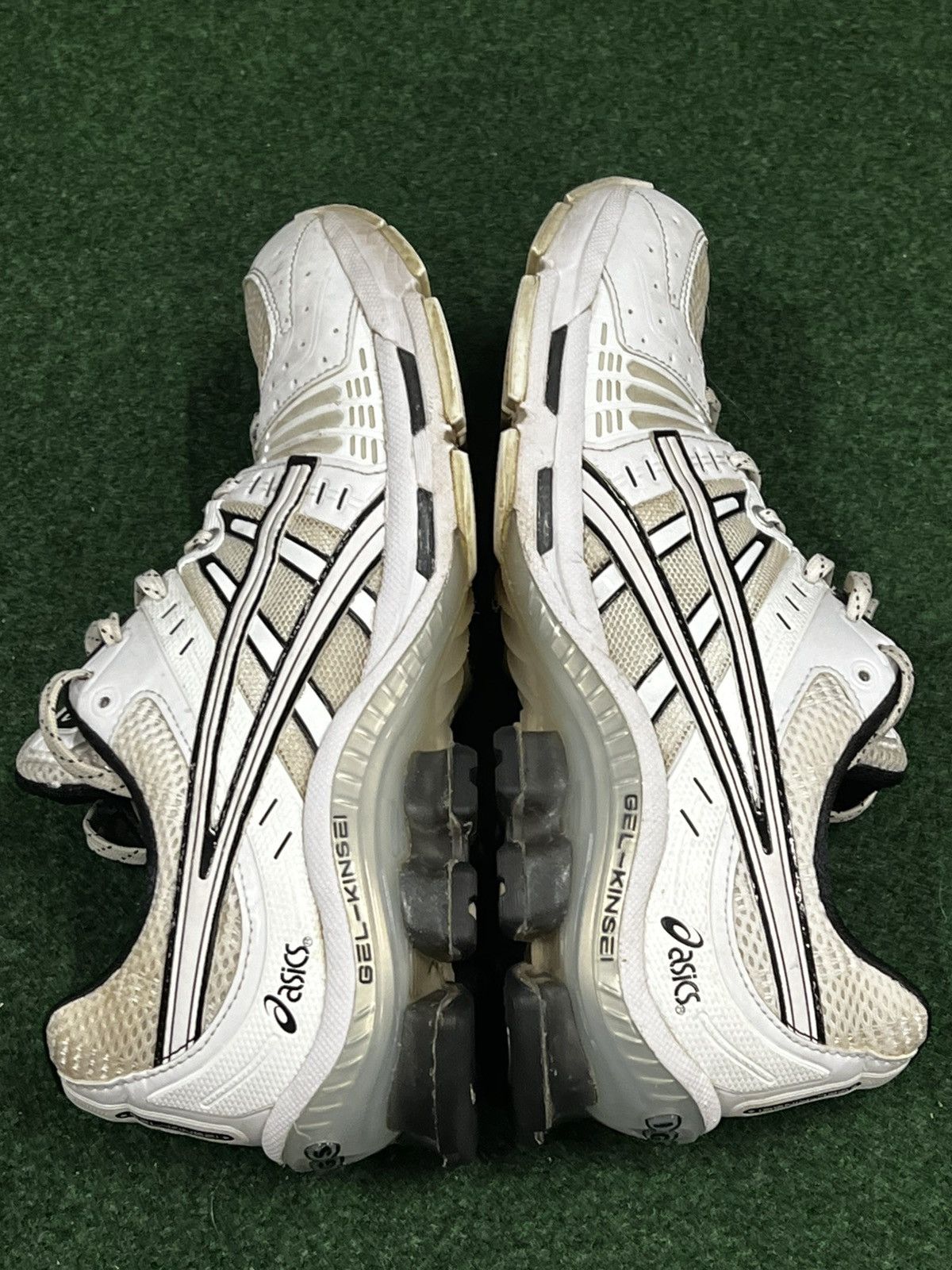 Asics ASICS Gel Kinsei Size US 10 / EU 43 - 4 Thumbnail