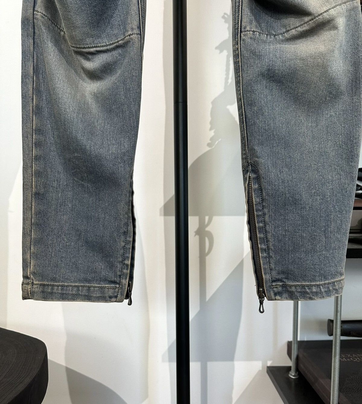 Julius Julius_7 Double-Knee Distressed Washed Jeans Size US 29 - 3 Thumbnail