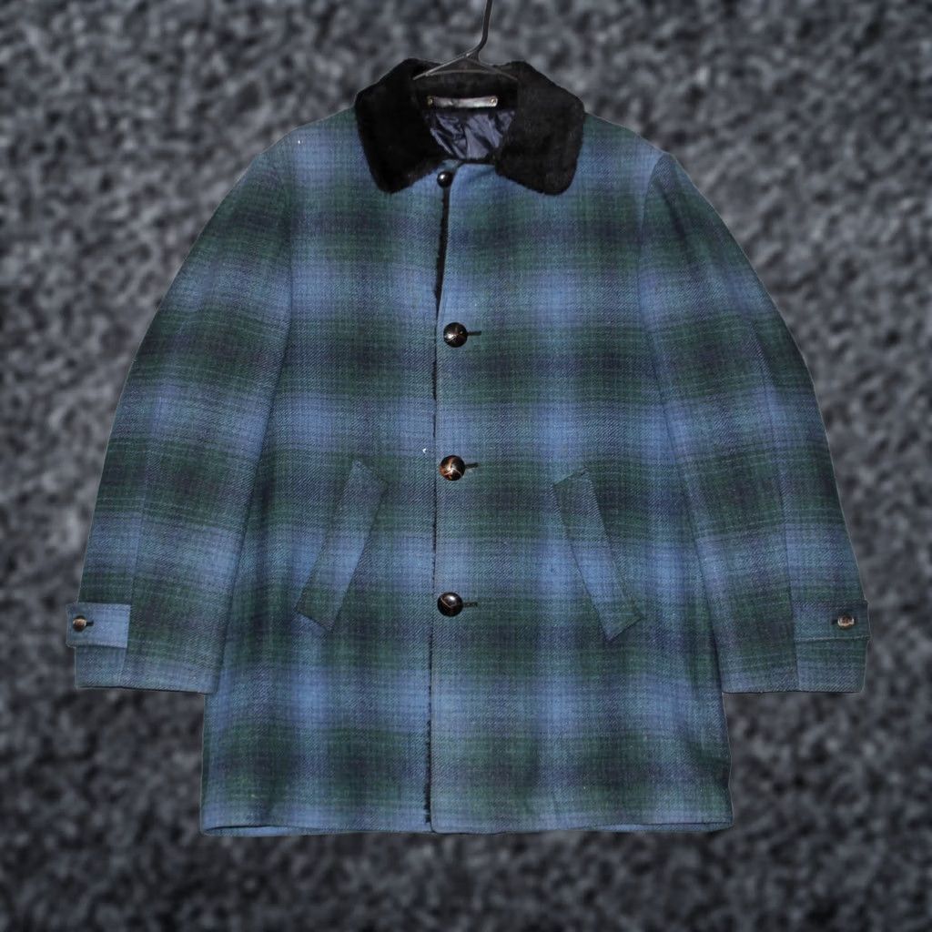 Pendleton VTG Pendleton Coat Mens L Blue Green Plaid Wool Blend Fur Collar Button Front Size US L / EU 52-54 / 3 - 1 Thumbnail