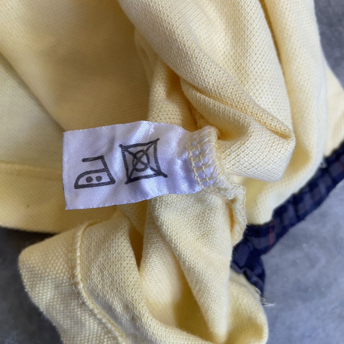 Burberry 1990s burberrys polos shirt Size US M / EU 48-50 / 2 - 6 Thumbnail