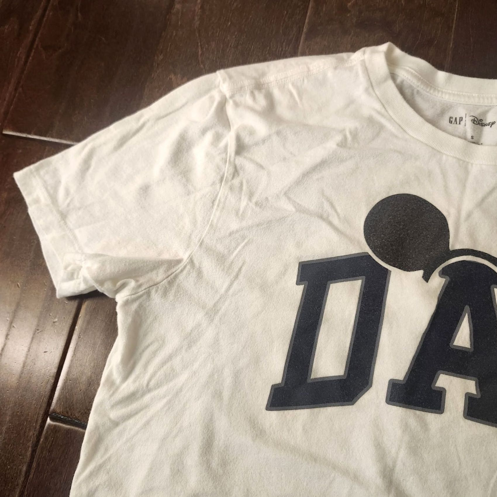 Gap GAP Disney Dad Mickey Shirt Mens Small White Graphic Fathers Day Tee Size US S / EU 44-46 / 1 - 4 Thumbnail