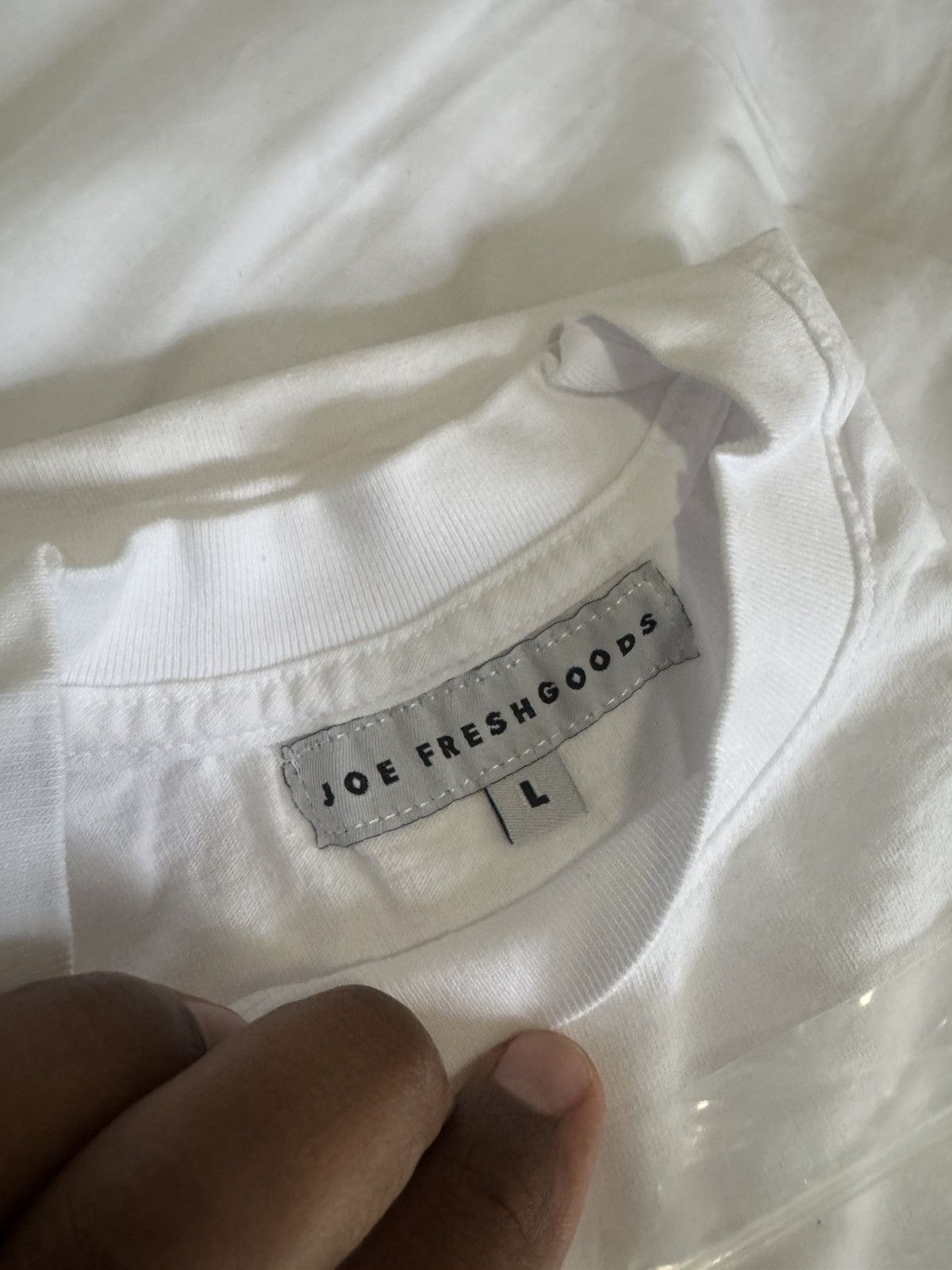 Joe Freshgoods Joe fresh Goods “ We outside Tee” Size US L / EU 52-54 / 3 - 3 Thumbnail