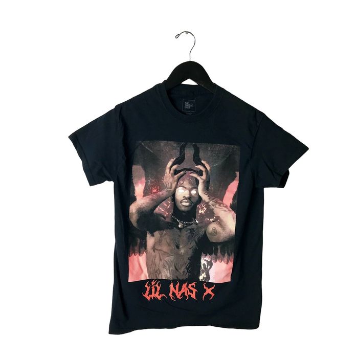 Nas t shirt urban 2024 outfitters