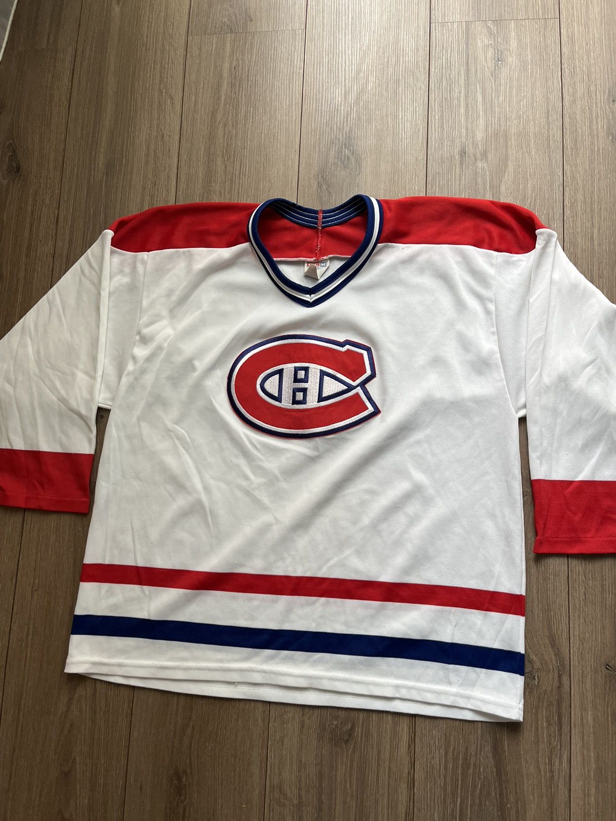 NHL Vintage original CCM Montreal Canadiens jersey 1990-1995 Size US S / EU 44-46 / 1 - 2 Thumbnail