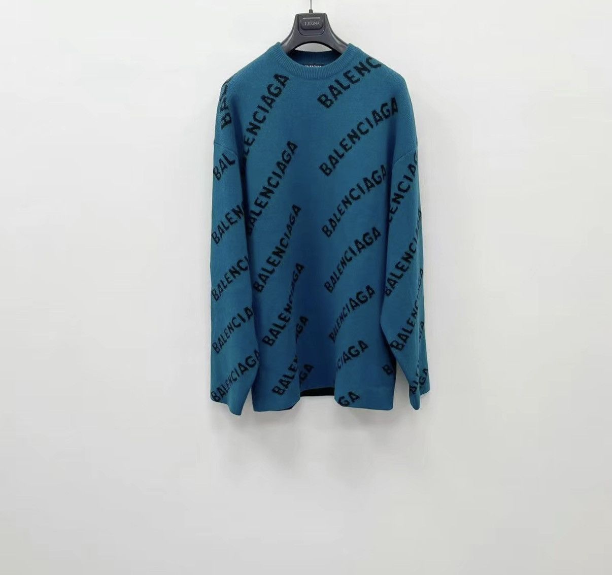 Balenciaga Blue Patterned Long Sleeve Sweater Size L Size US L / EU 52-54 / 3 - 1 Thumbnail