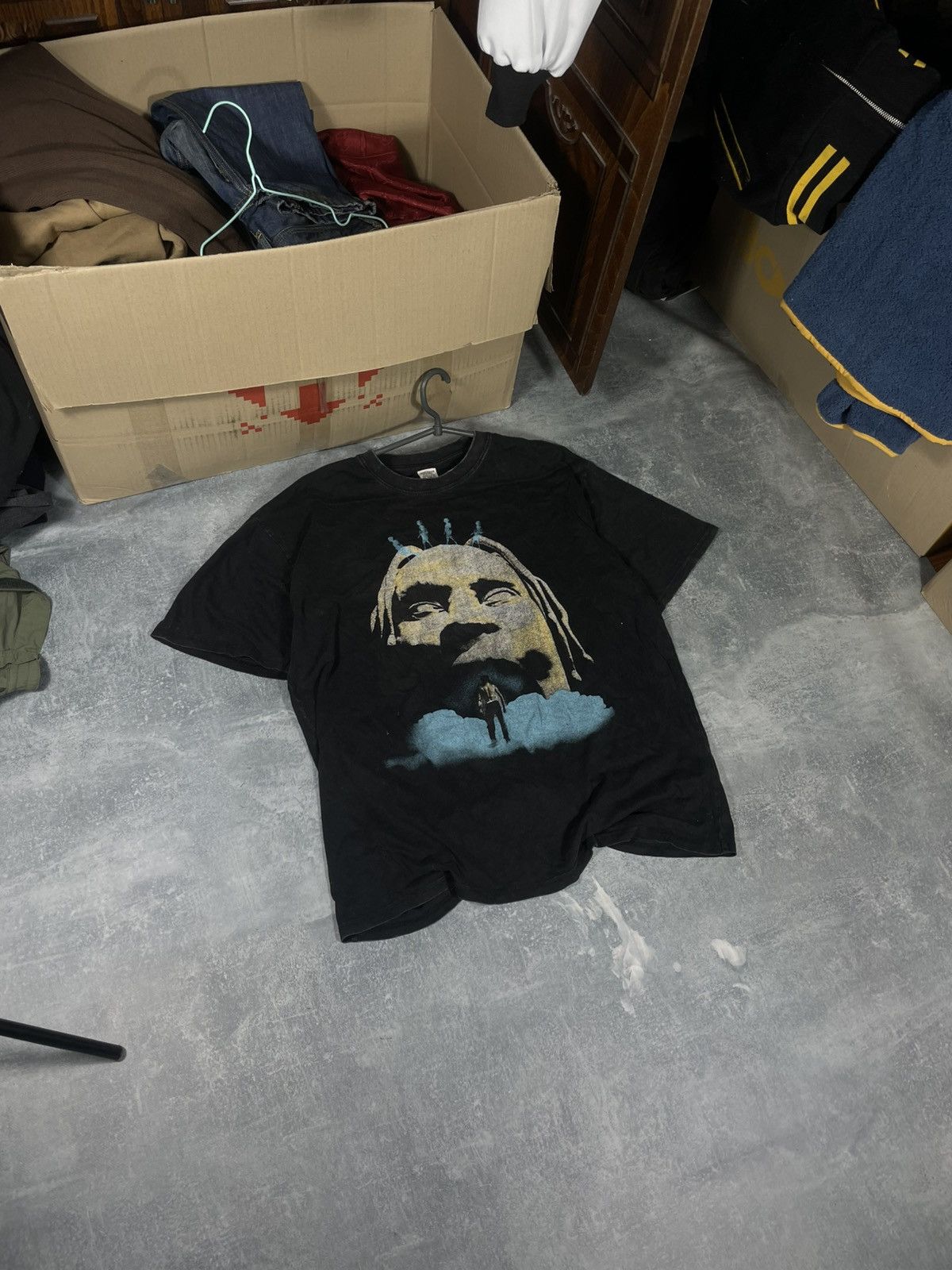 Travis Scott Travis Scott overpint big logo flame tee t-shirt Size US L / EU 52-54 / 3 - 1 Thumbnail