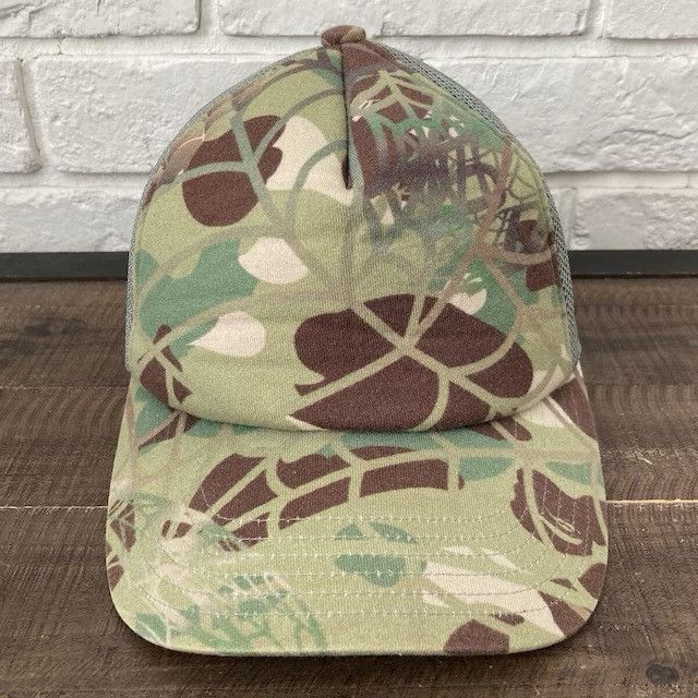 Bape × Marvel Comics BAPE CAMO Marvel Comics Spider Man trucker hat cap NIGO APE Size ONE SIZE - 1 Thumbnail