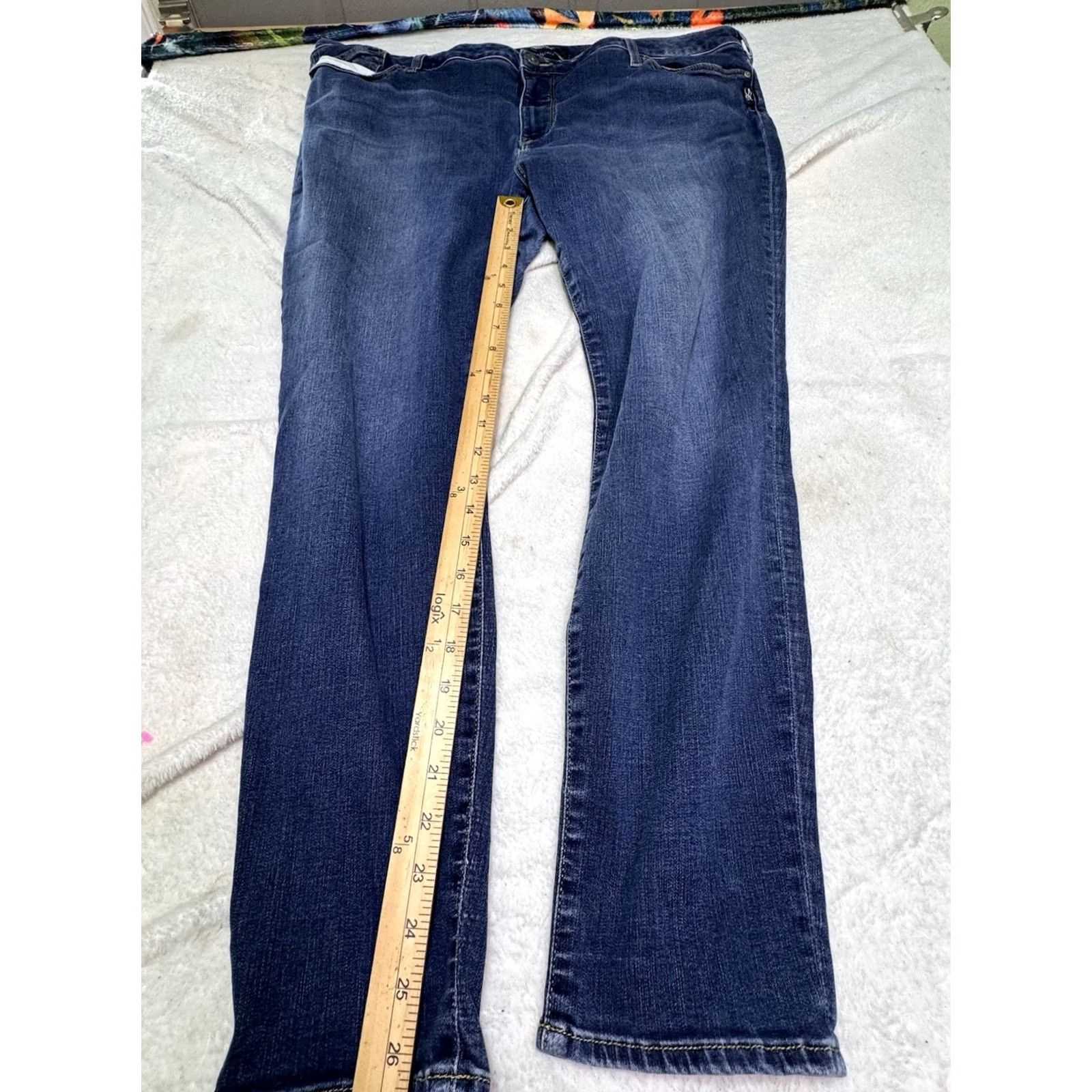 Silver Jeans Co. VINTAGE? No. Size 42" / US 20 - 3 Thumbnail