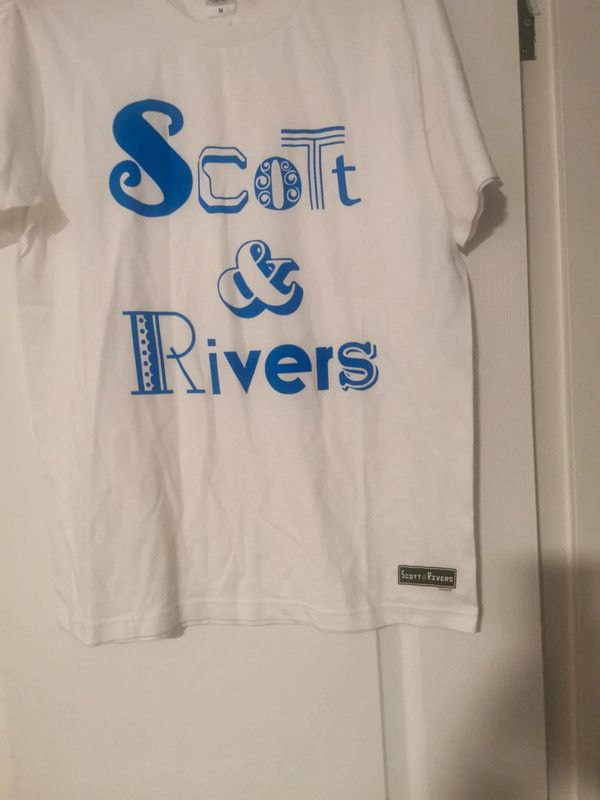 Band Tees Scott and Rivers medium t shirt Weezer - japan tour Size US M / EU 48-50 / 2 - 1 Thumbnail
