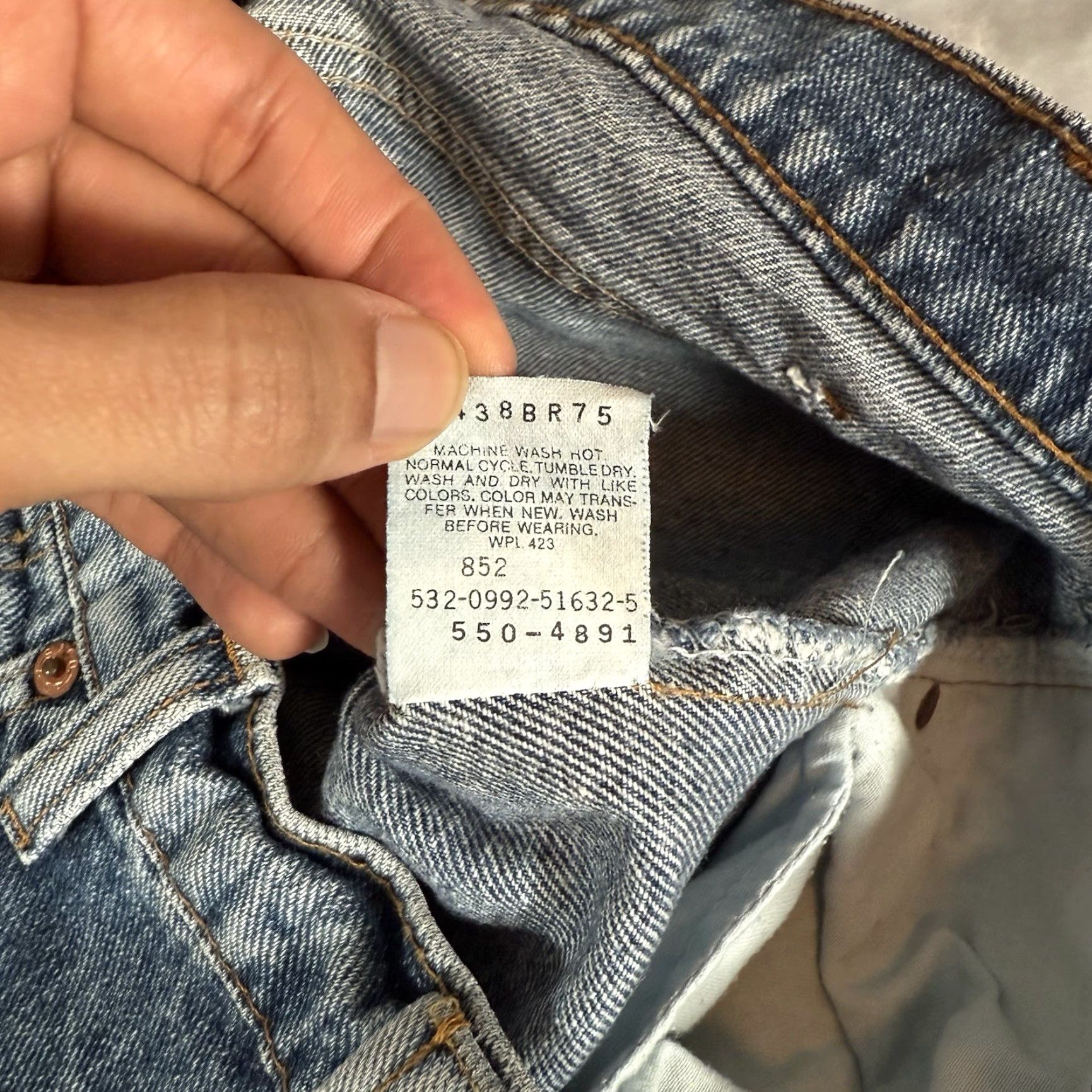 Levi's VINTAGE Levi's 550 Jeans Mens 34x30 Relaxed Tapered Blue Denim 90s USA Size US 34 / EU 50 - 6 Thumbnail