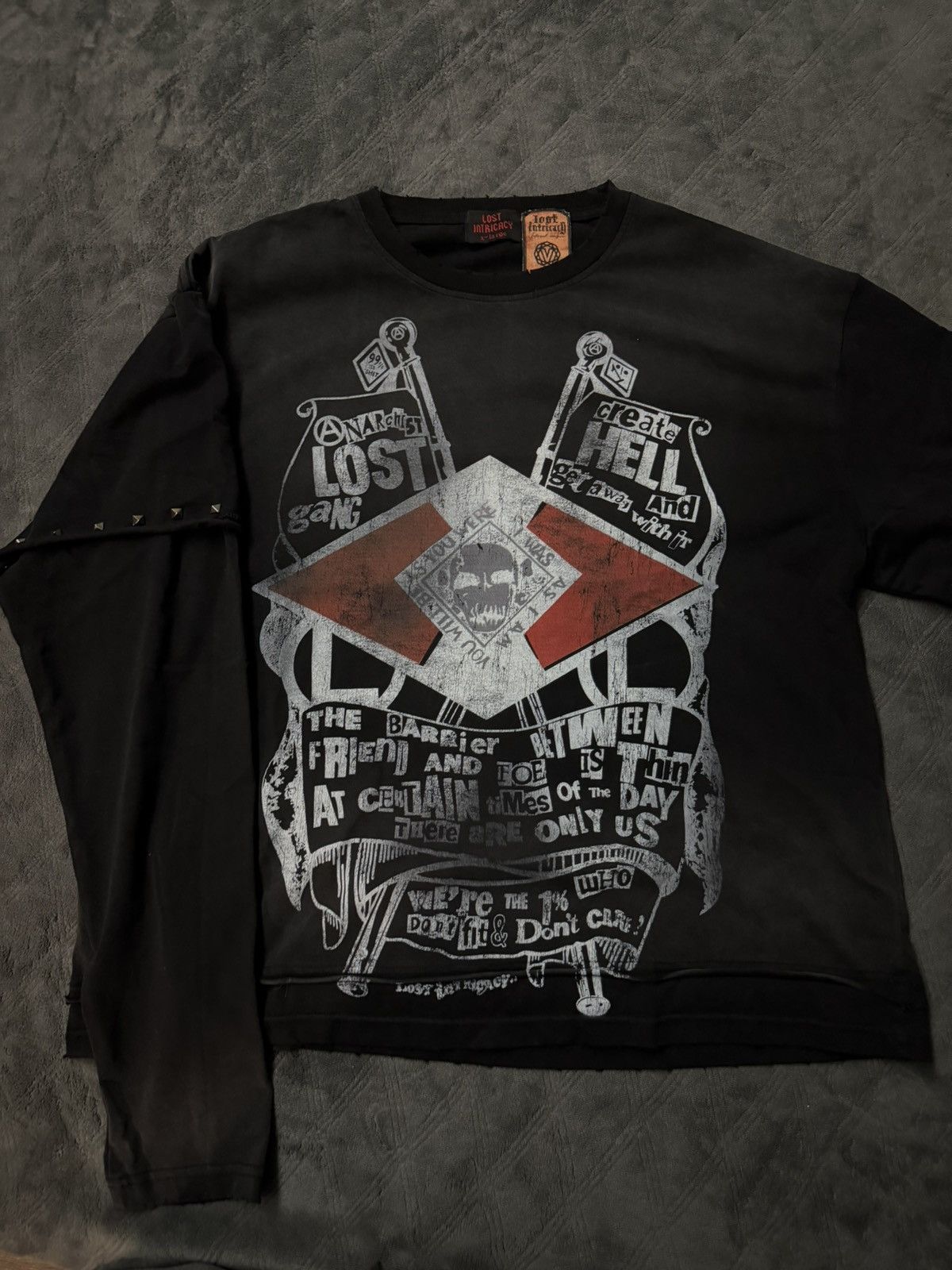 LOST INTRICACY Lost Intricacy XL Longsleeve “Westwood” Tee Size US XL / EU 56 / 4 - 1 Thumbnail