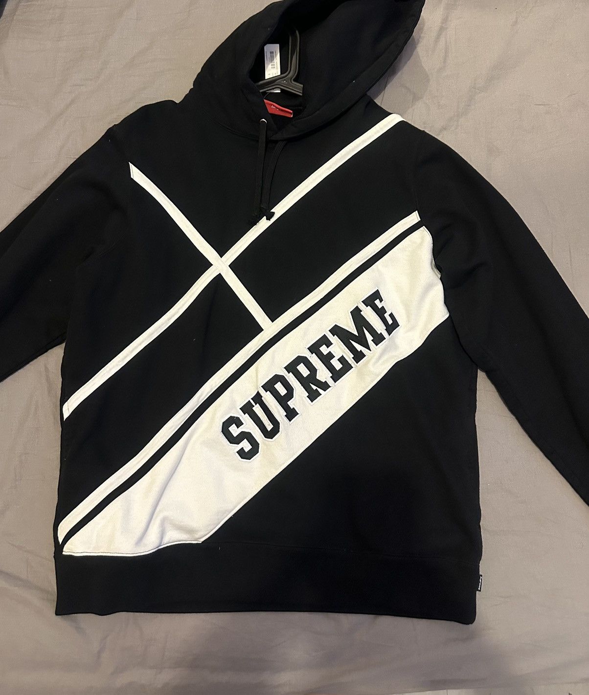 Supreme SUPREME HOODIE Size US L / EU 52-54 / 3 - 1 Thumbnail