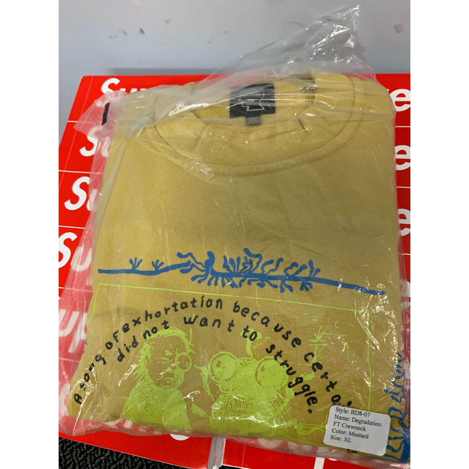 Brain Dead Brain Dead Degradation Crewneck Mustard Size XLarge NEW Size US XL / EU 56 / 4 - 2 Thumbnail