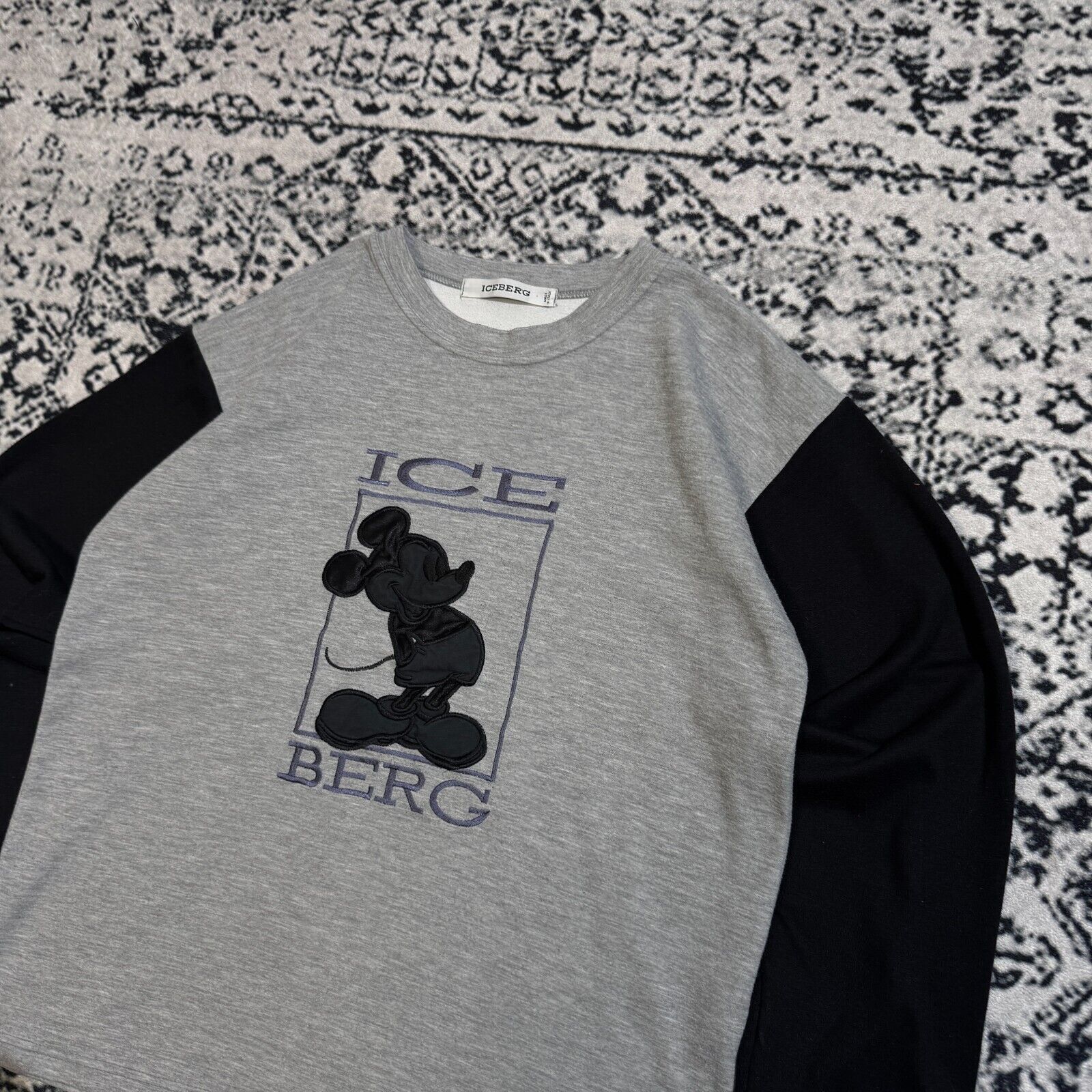 Iceberg × Vintage Iceberg Unisex Grey Cotton Sweatshirt Size S Mickey Mouse Size US S / EU 44-46 / 1 - 6 Thumbnail