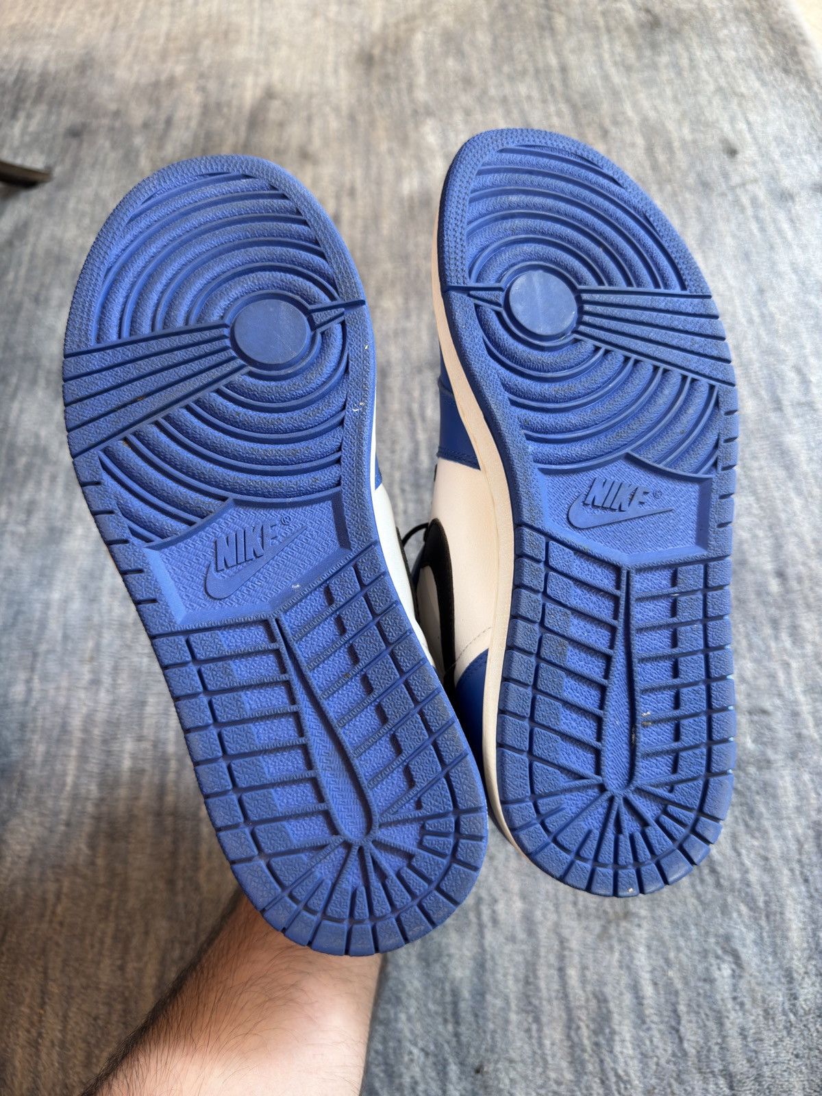 Nike Jordan 1 retro high OG’ Game Royal Size US 10 / EU 43 - 5 Thumbnail