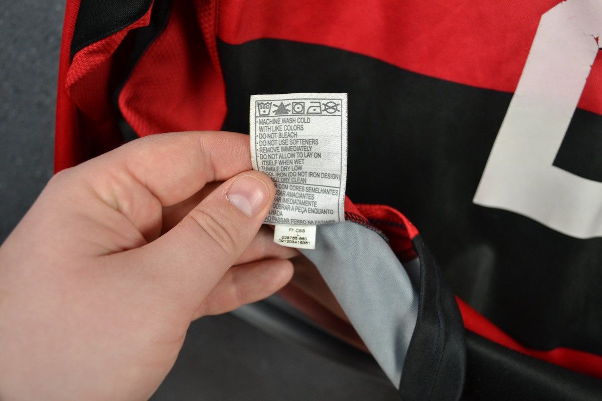 Nike Flamengo 2007 Home Football Shirt Nike Soccer Jersey Size M Size US M / EU 48-50 / 2 - 13 Thumbnail