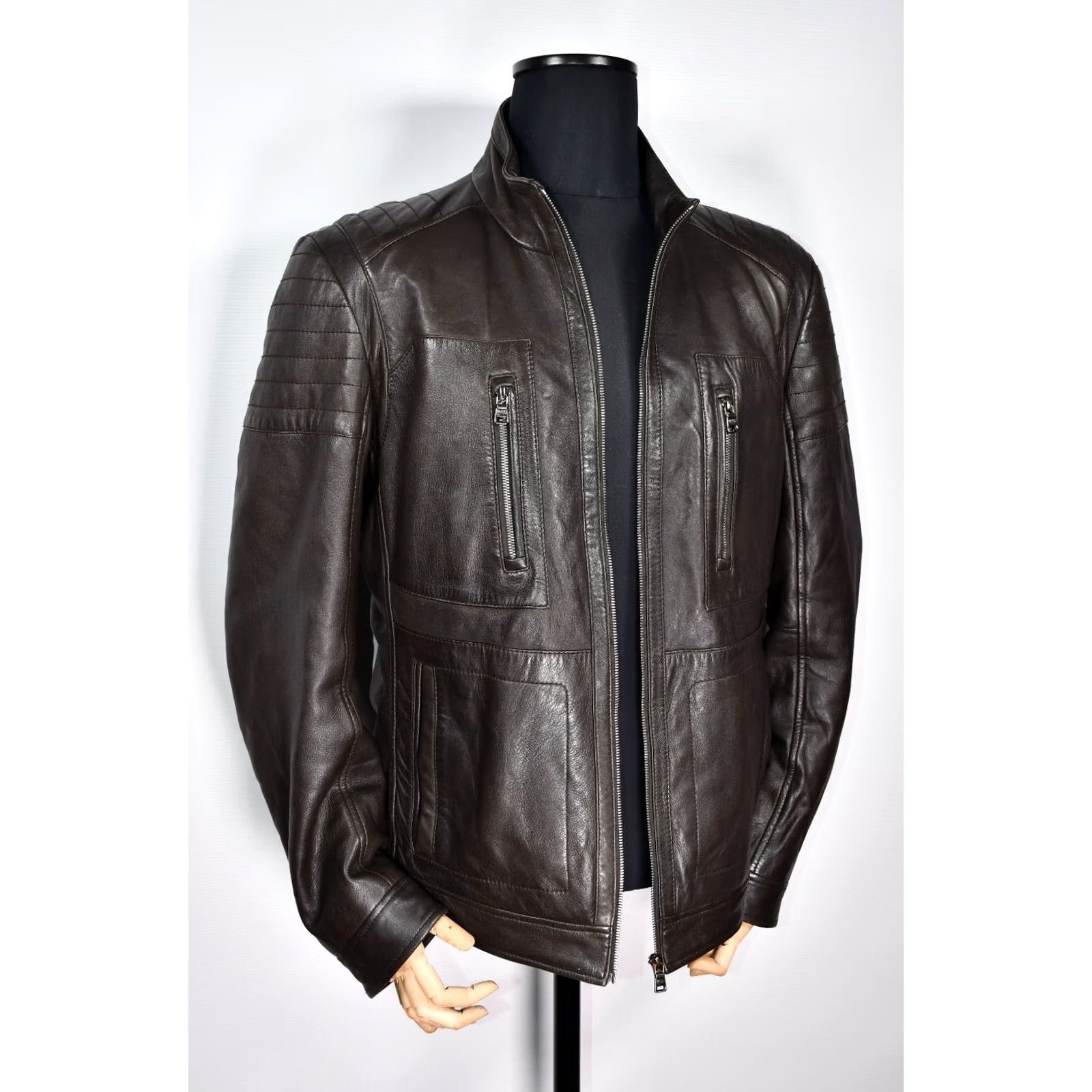 Hugo Boss HUGO BOSS Gentin Leather Jacket Brown 44R Jacket Mens 44R Leather Brown Casual Fall Winter Spring Vintage No Size US S / EU 44-46 / 1 - 5 Thumbnail