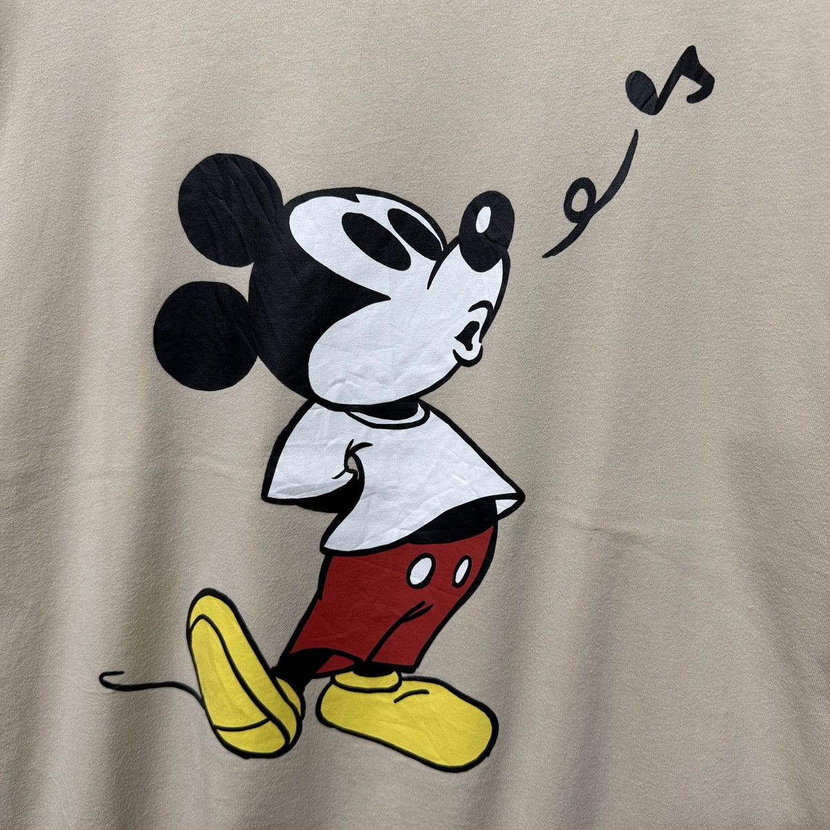 Uniqlo Uniqlo x disney mickey mouse tshirt Size US XL / EU 56 / 4 - 3 Thumbnail