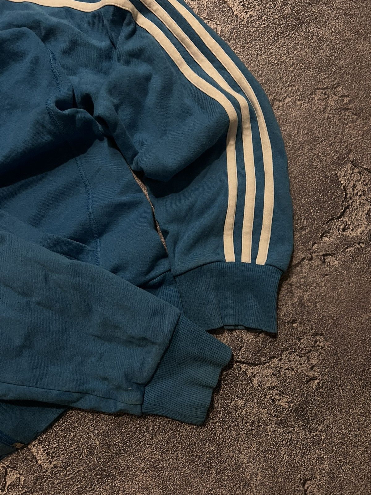Vintage Archive Streetwear Adidas Essentials Y2K Glamour Swag Zip Size US M / EU 48-50 / 2 - 4 Thumbnail