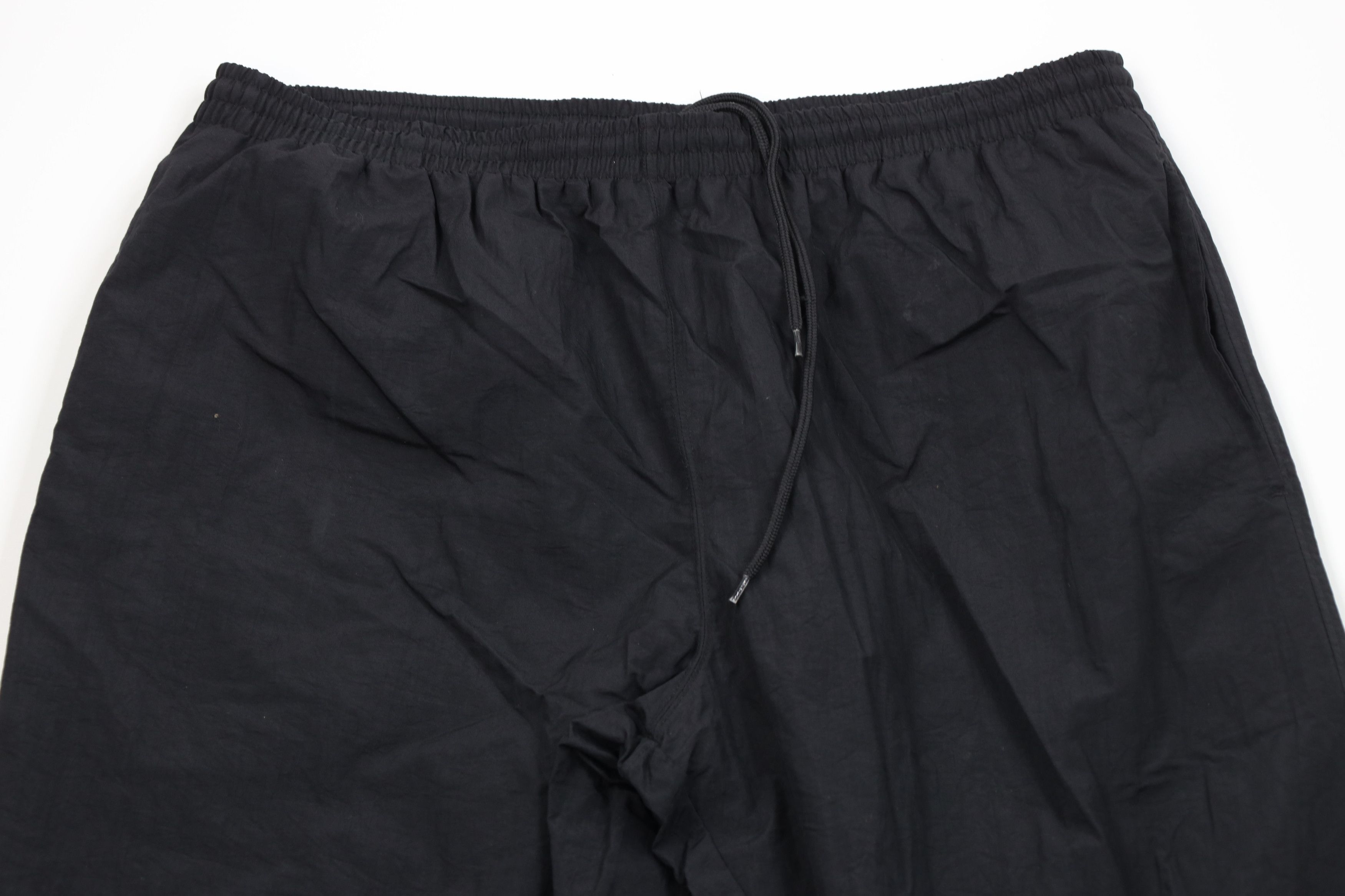 Vintage Vintage 90s Streetwear Lined Windbreaker Joggers Pants Black Size US 38 / EU 54 - 2 Thumbnail