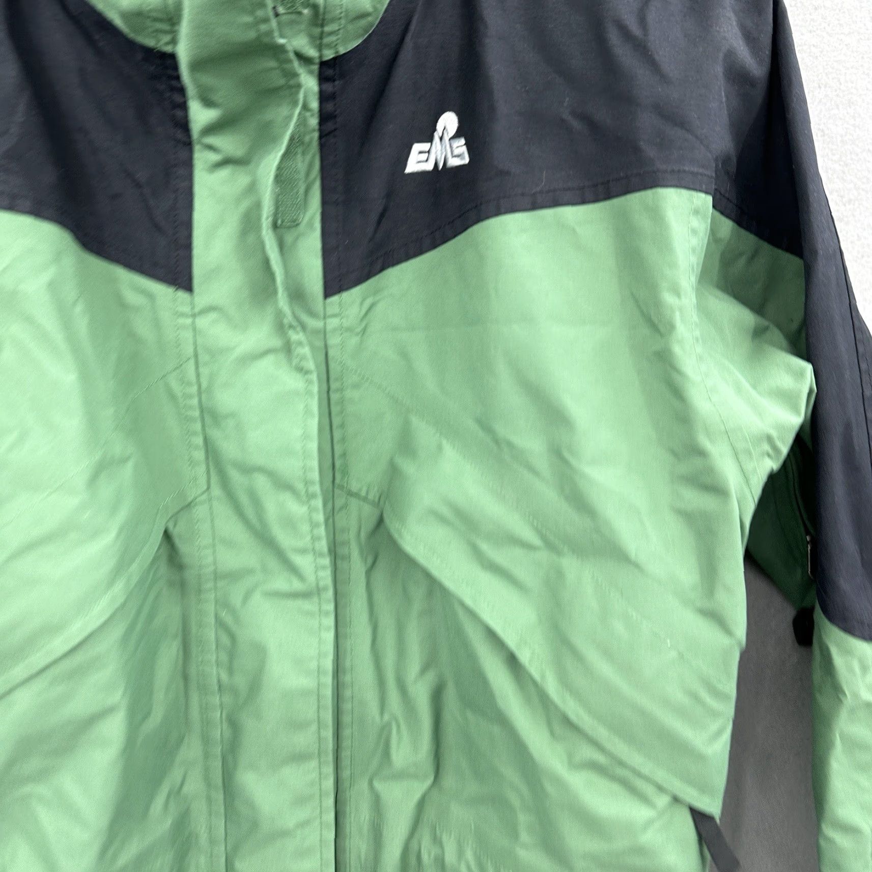 Eastern Mountain Sports EMS Eastern Mountain Jacket Womens XS Waterproof Shell Winter Hood Rain Coat Size XS / US 0-2 / IT 36-38 - 2 Thumbnail