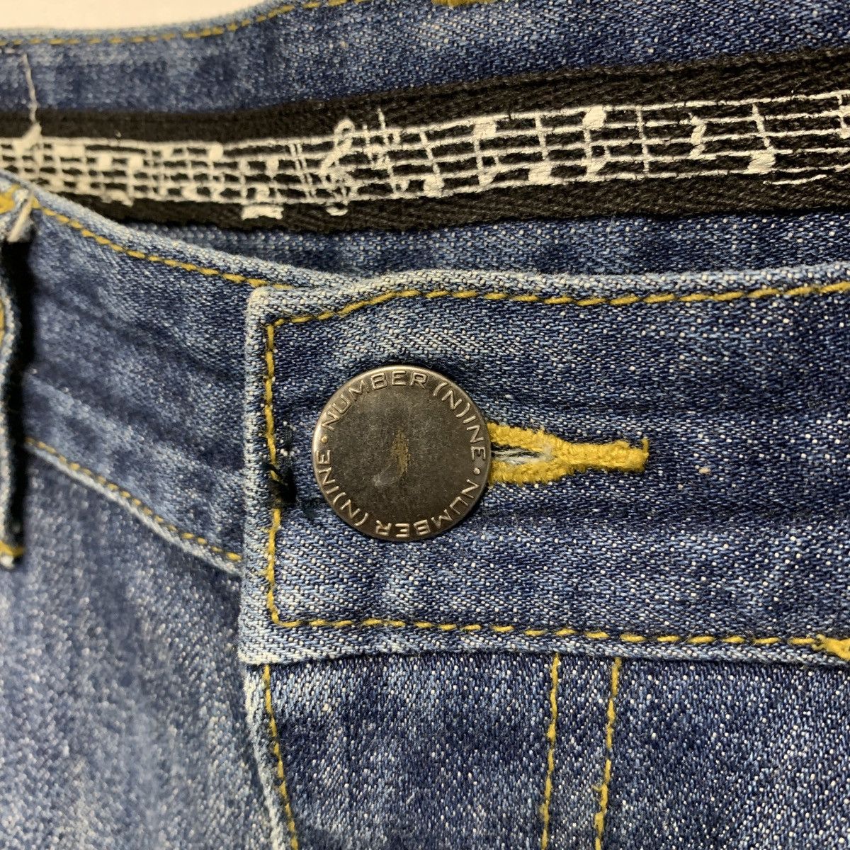 Number (N)ine NUMBER NINE DISTRESSED DENIM JEANS Size US 31 - 7 Thumbnail