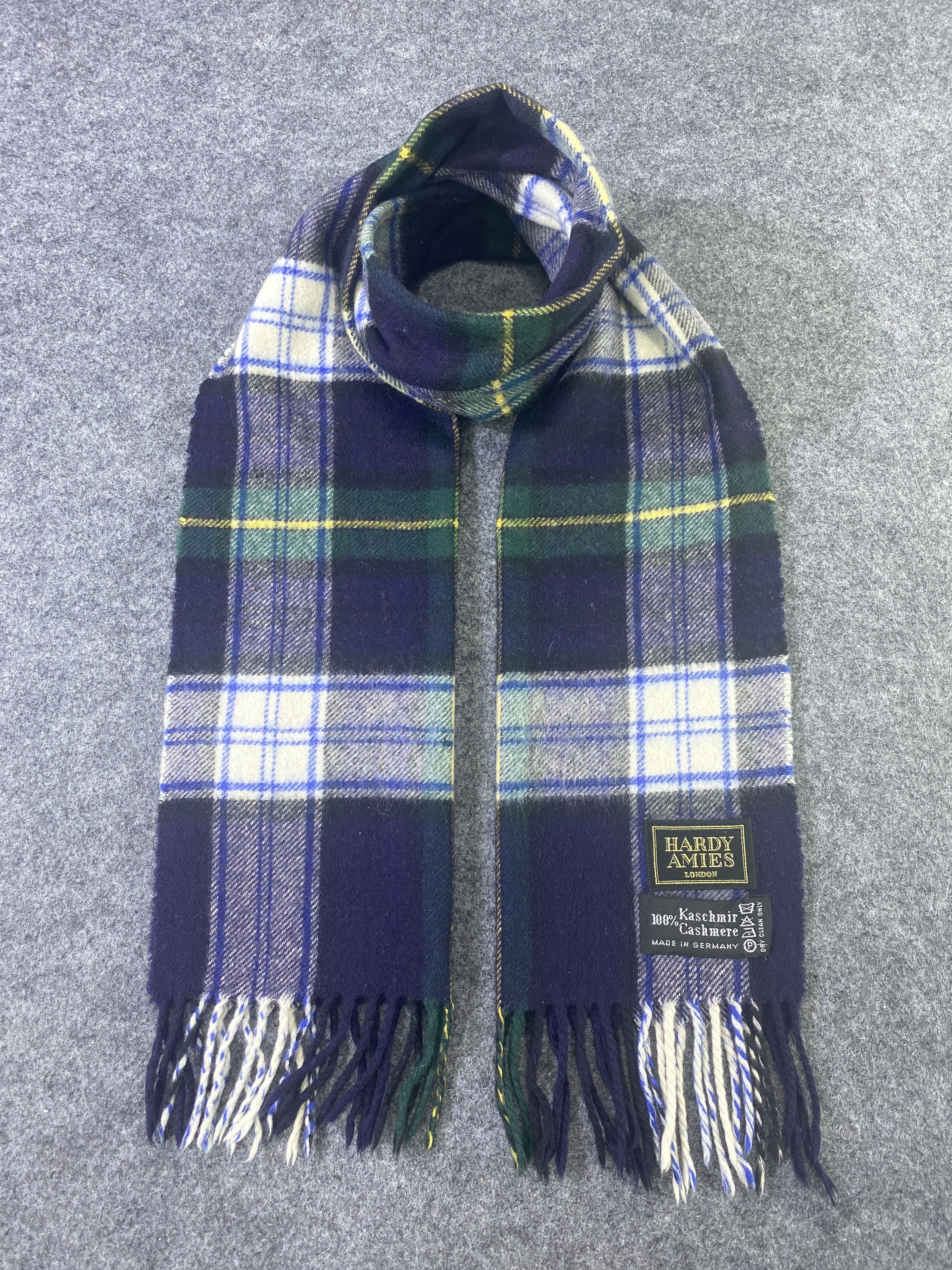 Hardy Amies Hardy Amies Scarf / Muffler / Neckwear -T928 Size ONE SIZE - 1 Thumbnail