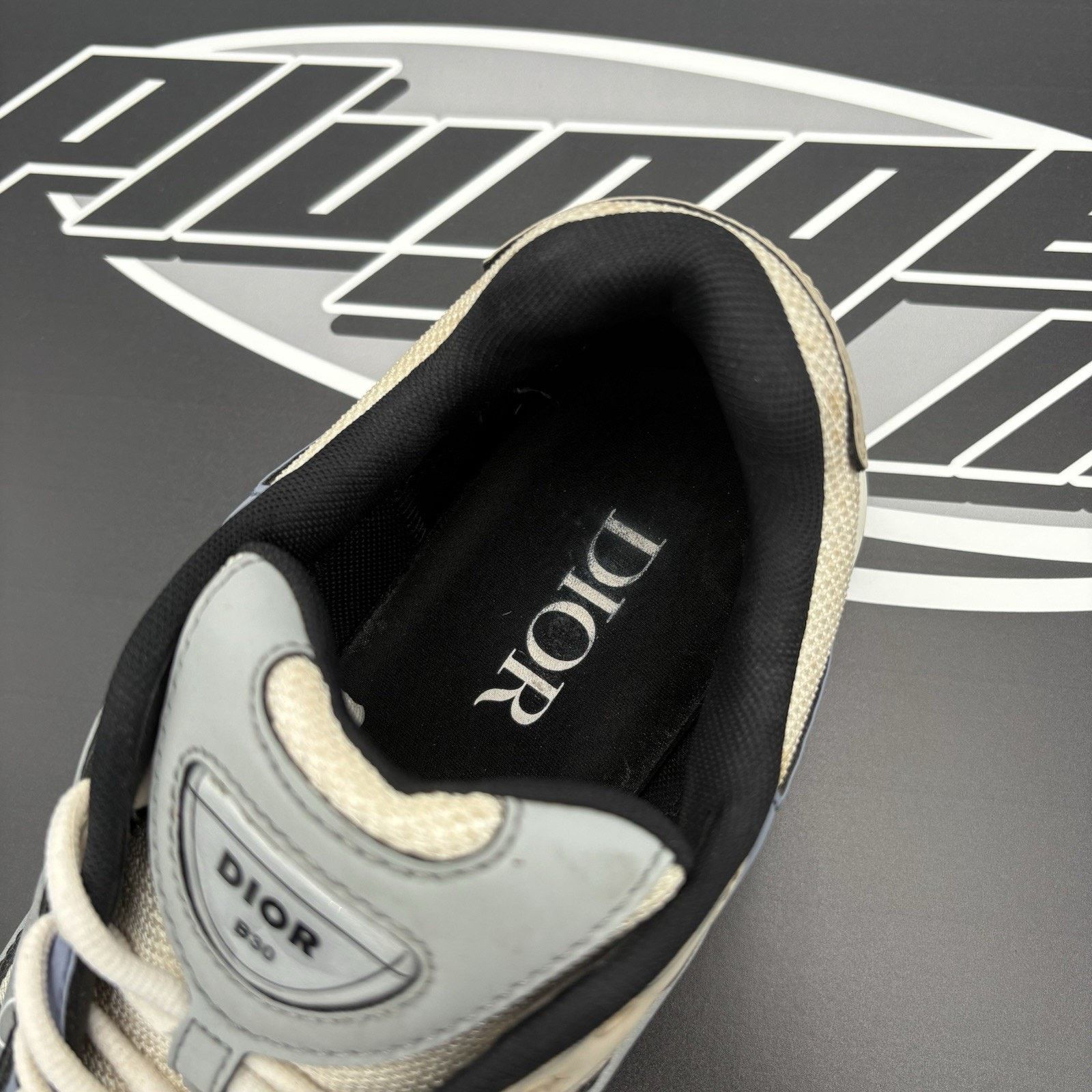 Dior Dior B30 Reflective Sneaker ' Beige Blue ' | SUPER CLEAN Size US 11 / EU 44 - 6 Thumbnail