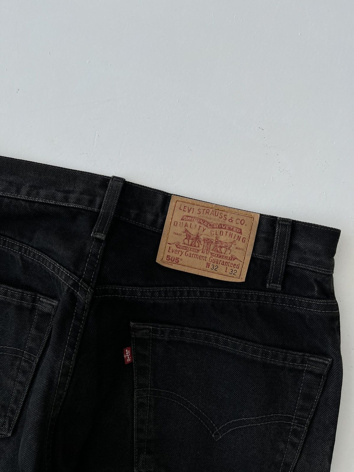 Levi's × Levi's Vintage Clothing Vintage Levi’s 505 classic jeans perfect regular fit Y2K 90s Size US 32 / EU 48 - 7 Thumbnail