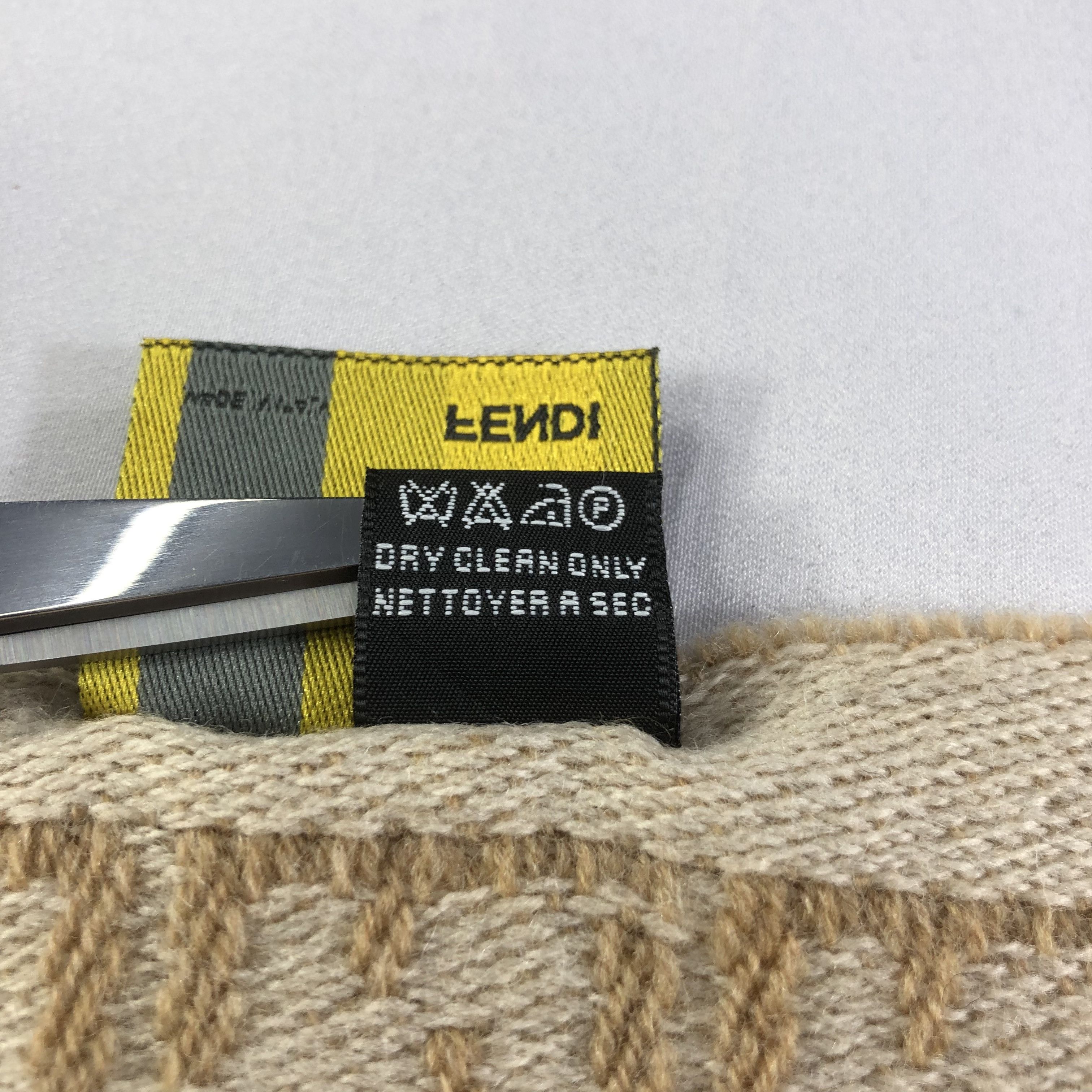 Fendi Fendi FF Monogram Wool Scarf Muffler V1657 Size ONE SIZE - 6 Thumbnail