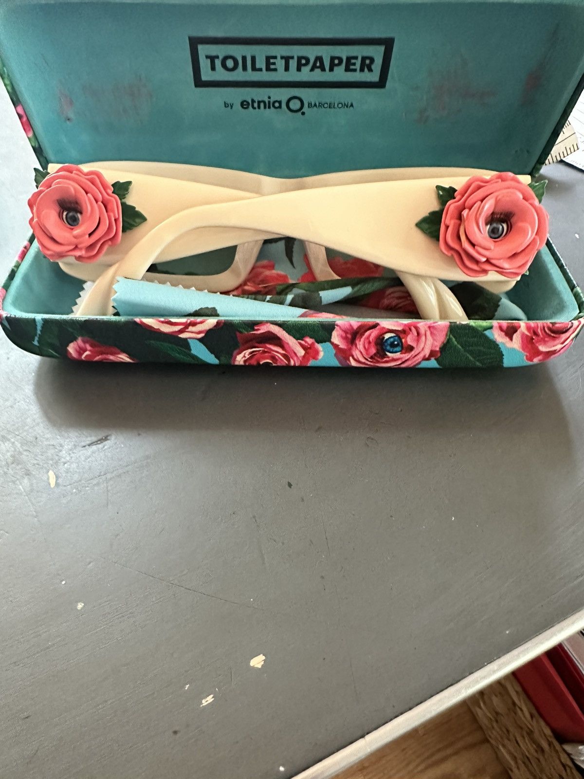 Etnia Barcelona Real dolls eye Size ONE SIZE - 2 Thumbnail