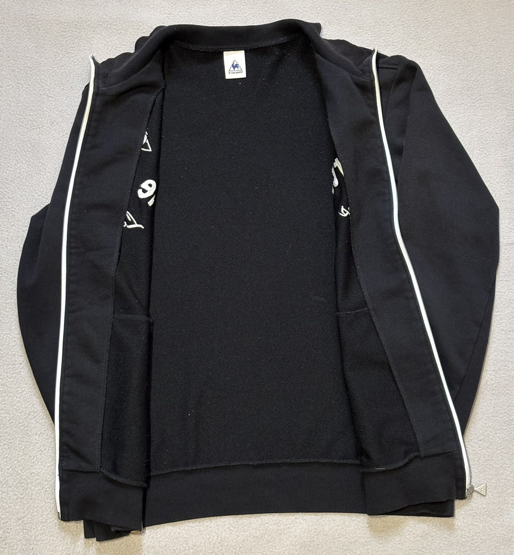 Le Coq Sportif France Le Coq Sportif zip sweatshirt size L Size US L / EU 52-54 / 3 - 14 Thumbnail