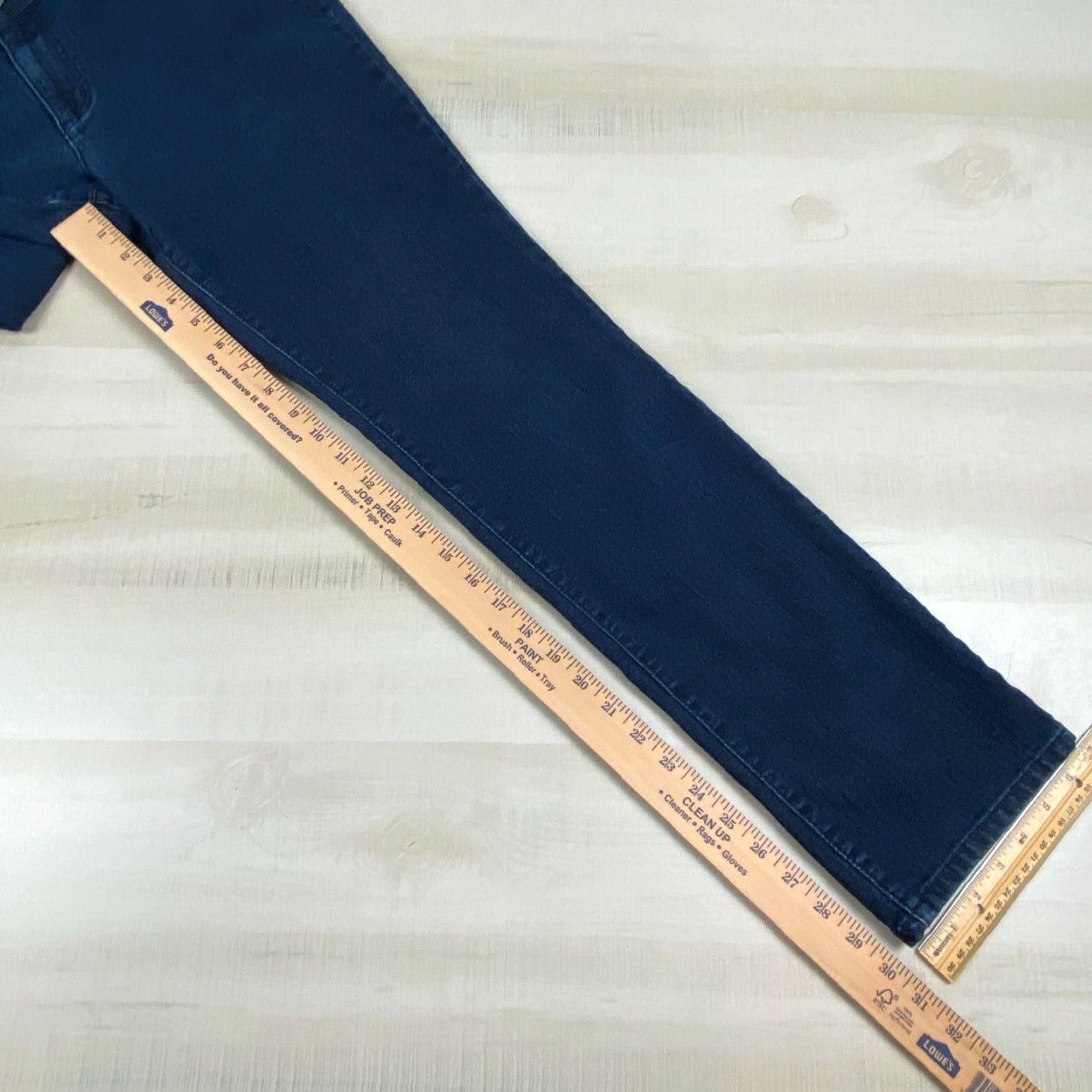 Vintage Chico's Women's Straight Jeans 6 Regular Mid Rise Dark Blue Embellished Stretch Size 28" / US 6 / IT 42 - 7 Thumbnail