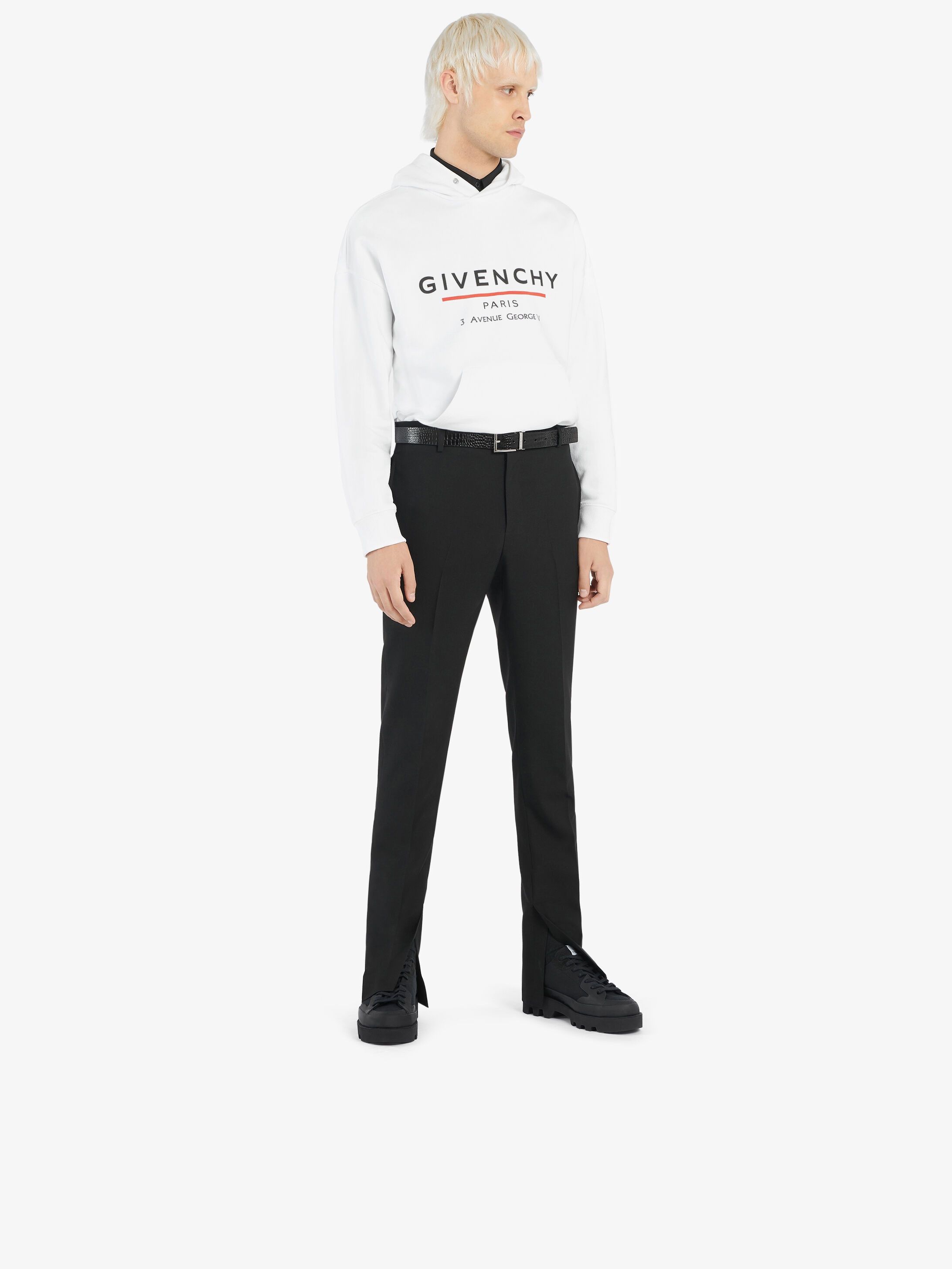 Givenchy o1srvl11e0225 Label Hoodie in White Size US S / EU 44-46 / 1 - 2 Thumbnail