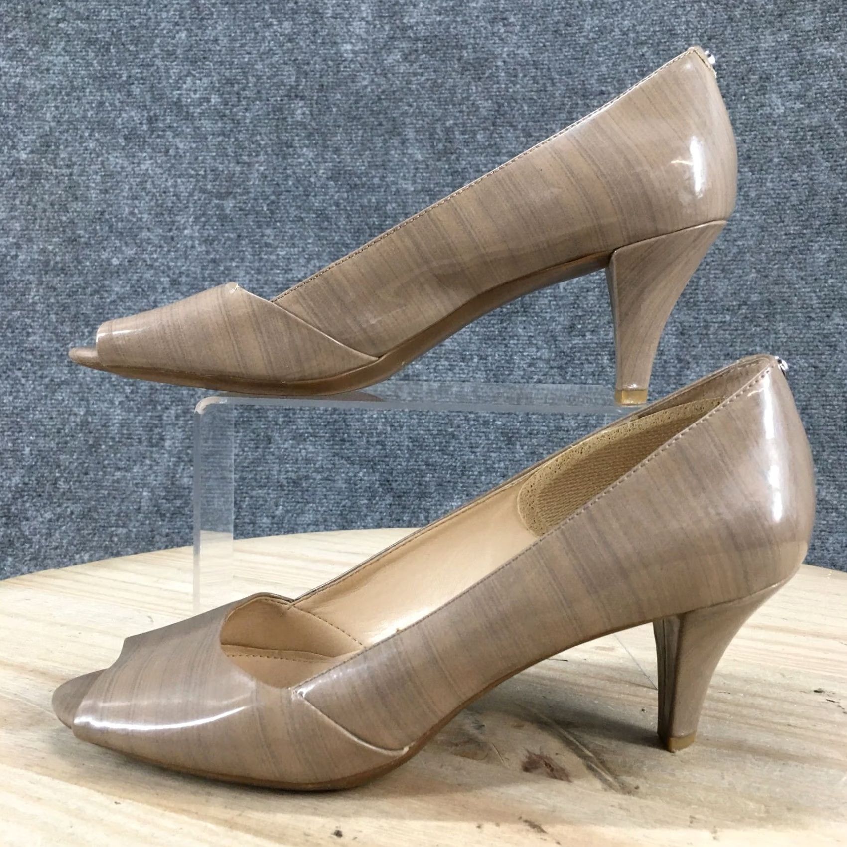 Calvin Klein Calvin Klein Heels Womens 9.5 M Parisa Peep Toe Kitten Pumps Brown Faux Leather Pump Womens 9.5 Brown Kitten Parisa Calvin Klein Shoes Size US 10 / IT 40 - 2 Thumbnail