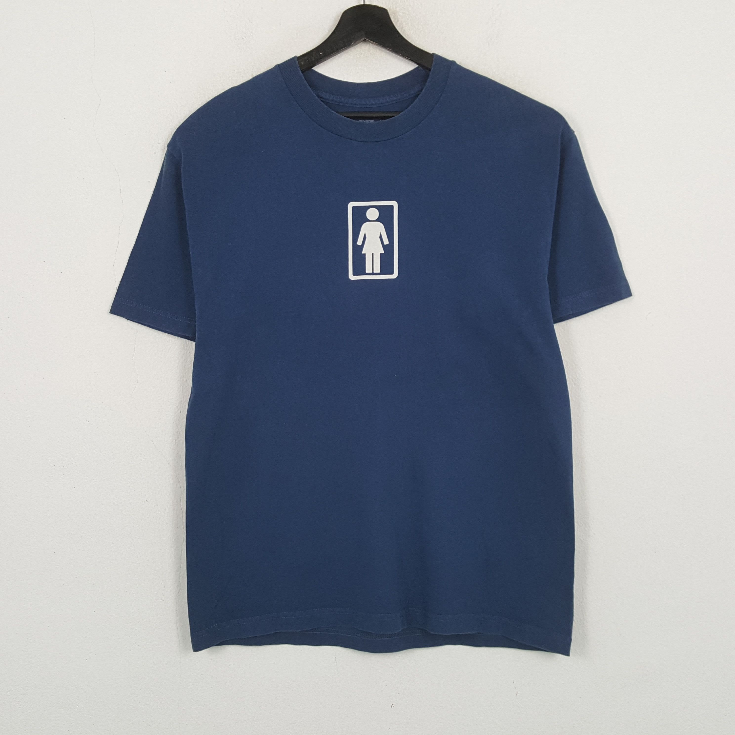 Vintage Girl Skateboards Streetwear Style Tshirt RR14 Size US L / EU 52-54 / 3 - 1 Thumbnail