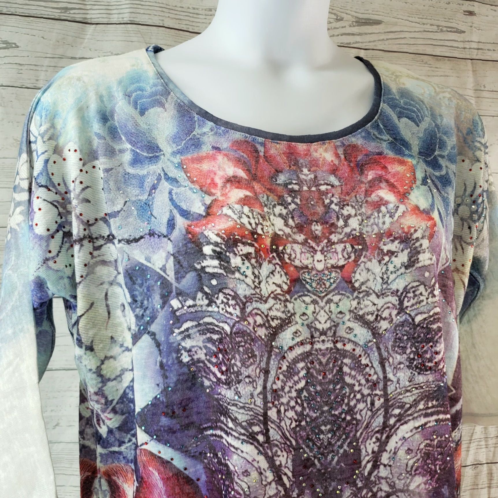 Mary McFadden Mary McFadden Womens Top 1X Blue Red Embellished 3/4 Sleeve T-Shirt Multicolor Casual Womens Size XL / US 12-14 / IT 48-50 - 2 Thumbnail