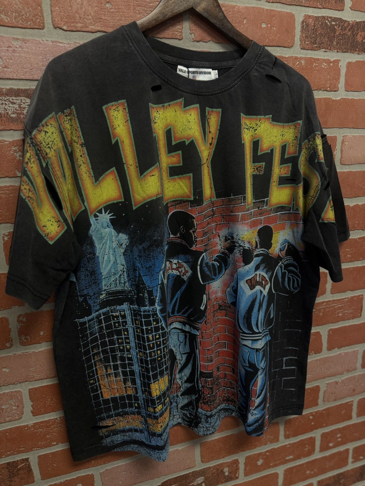Vale Vale Valley Fest Tee Size Large (NEW) Authentic Size US L / EU 52-54 / 3 - 3 Thumbnail