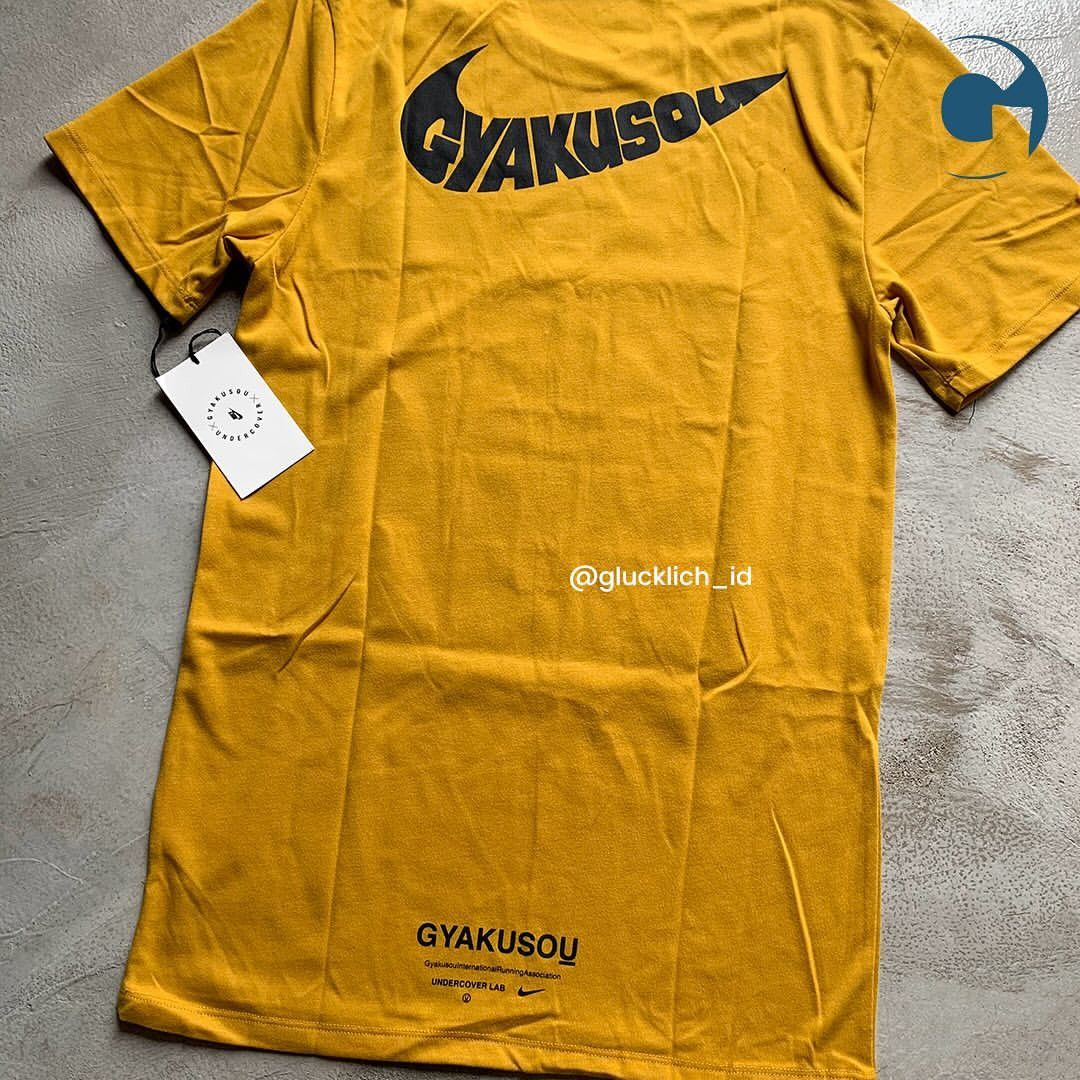Gyakusou × Nike Nike, X Gyakusou “GIRA” Running Tee in Mineral Yellow Size US XS / EU 42 / 0 - 5 Thumbnail