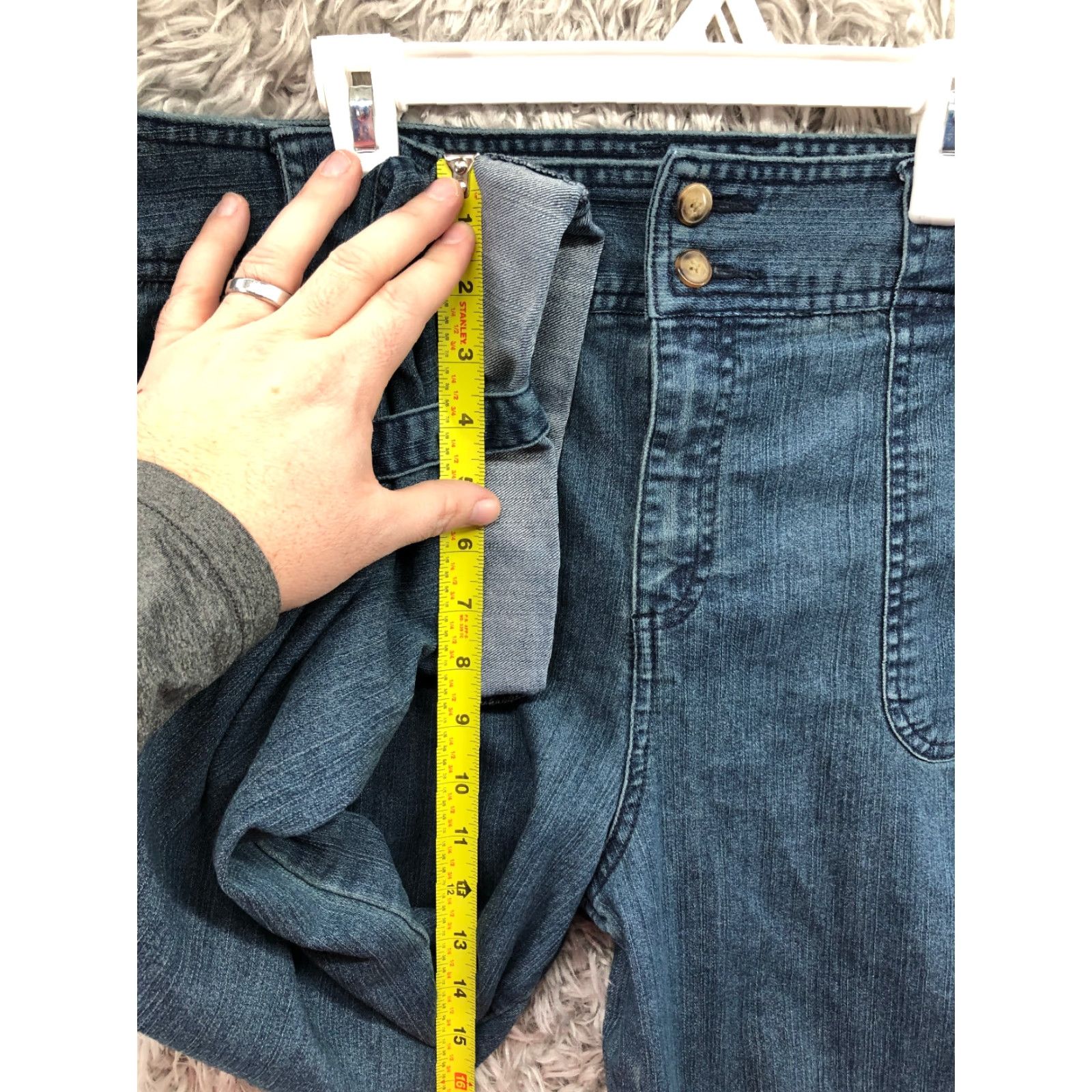 Vintage White Stag Jeans Capri Womens 14 Mid Rise Dark Wash Denim Blue 5-Pocket, Cotton, Regular Fit, Zip Belt Loops, Button Zipper, White Stag Brand Size 36" / US 14 / IT 50 - 4 Thumbnail
