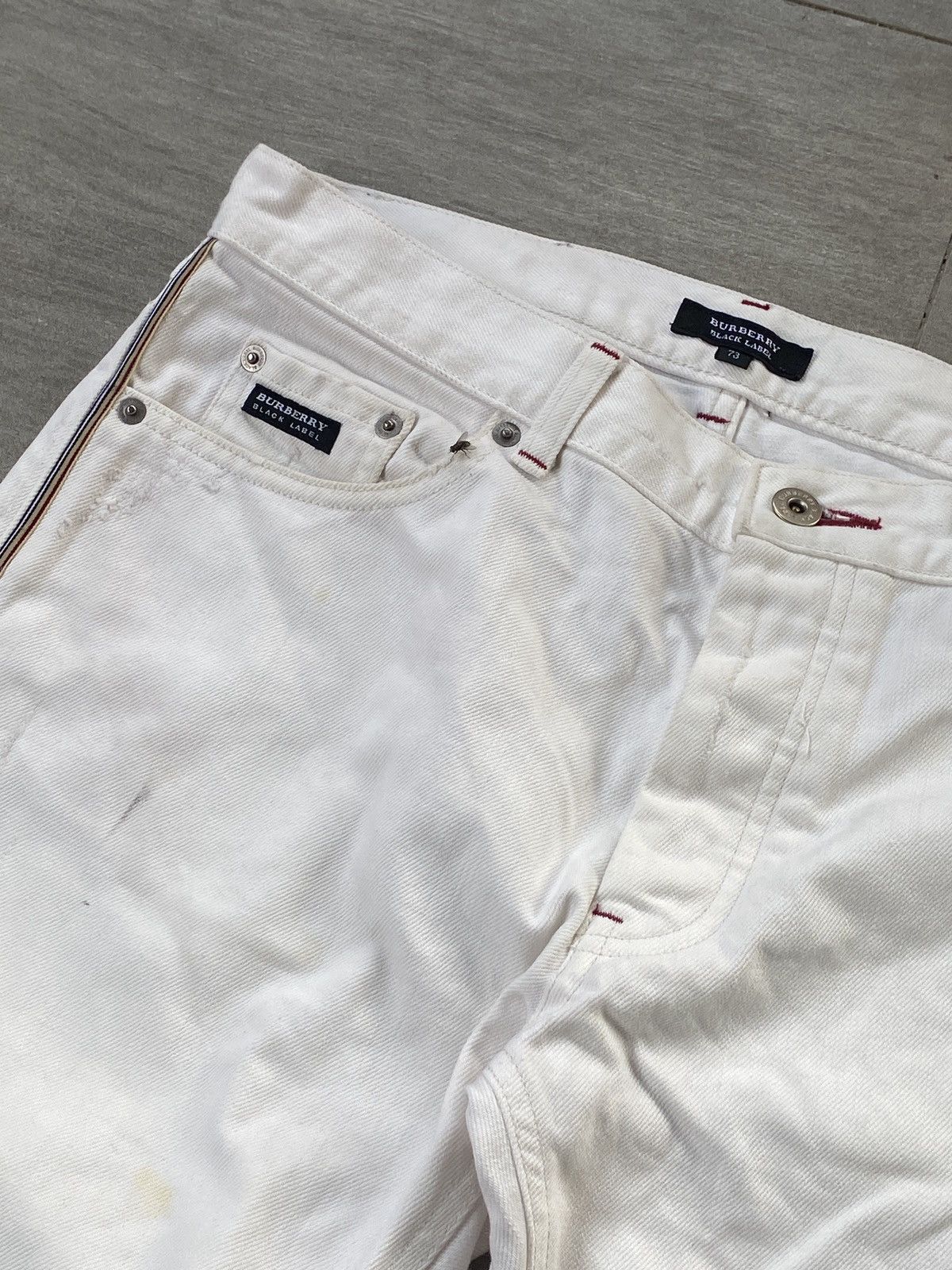 Burberry Vintage Burberry Black Label Minor Distressed white denim Size US 32 / EU 48 - 6 Thumbnail