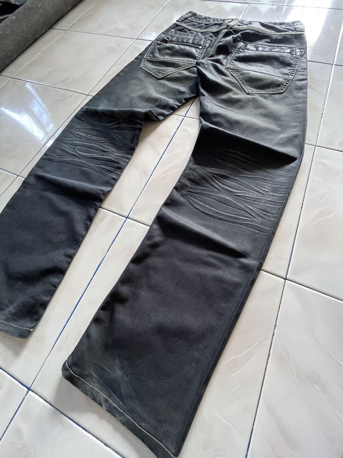 GOSTAR DE FUGA × semanticdesign Urban Craft Waxed Coated Contrast Triple Stitch Jeans Size US 30 / EU 46 - 22 Thumbnail