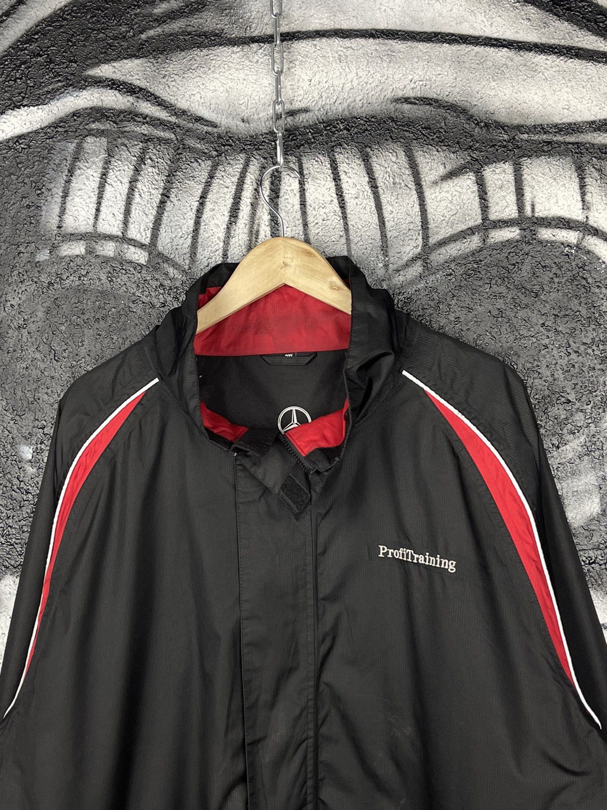 Mercedes-Benz Mercedes-Benz ProfiTraining Racing Team Jacket Size 2XL Size US XXL / EU 58 / 5 - 2 Thumbnail